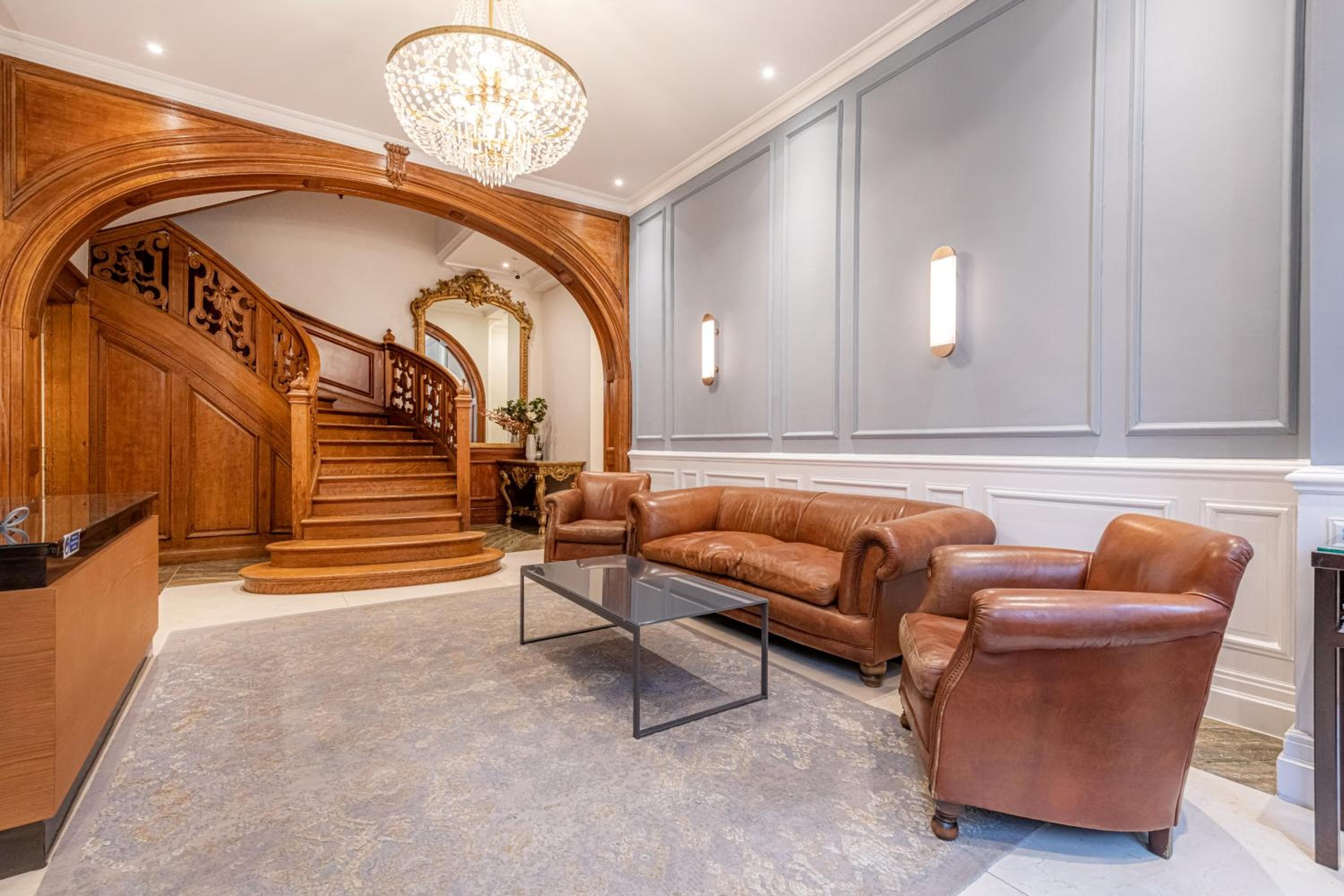 Hotel reception at Chesham Court Knightsbridge
