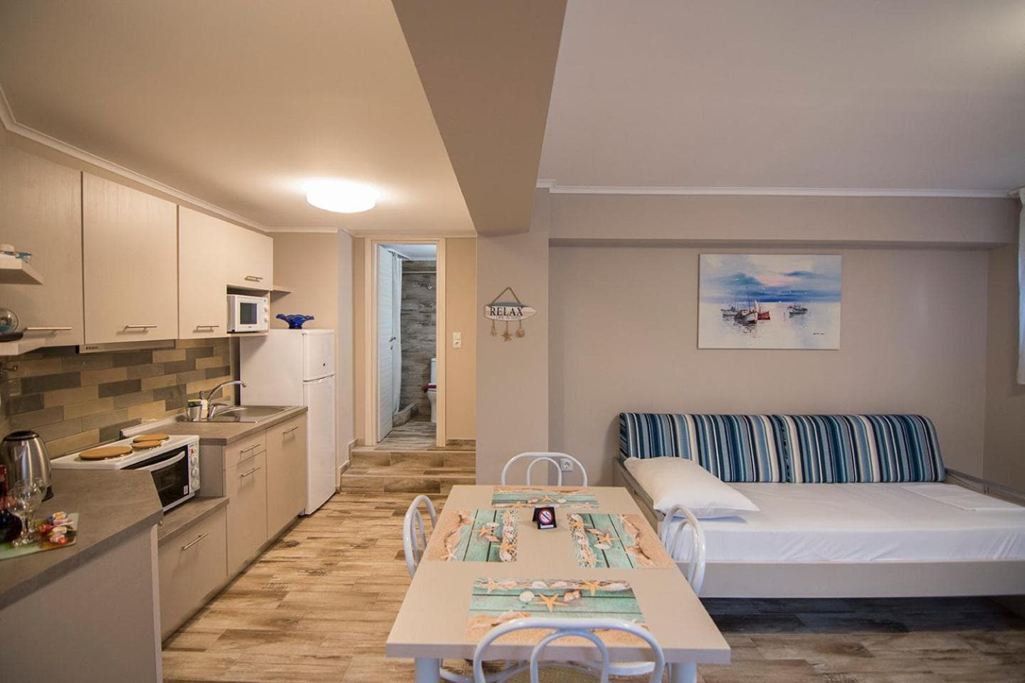 Amaranti Luxury Apartments, Nea Vrasna, photo 6