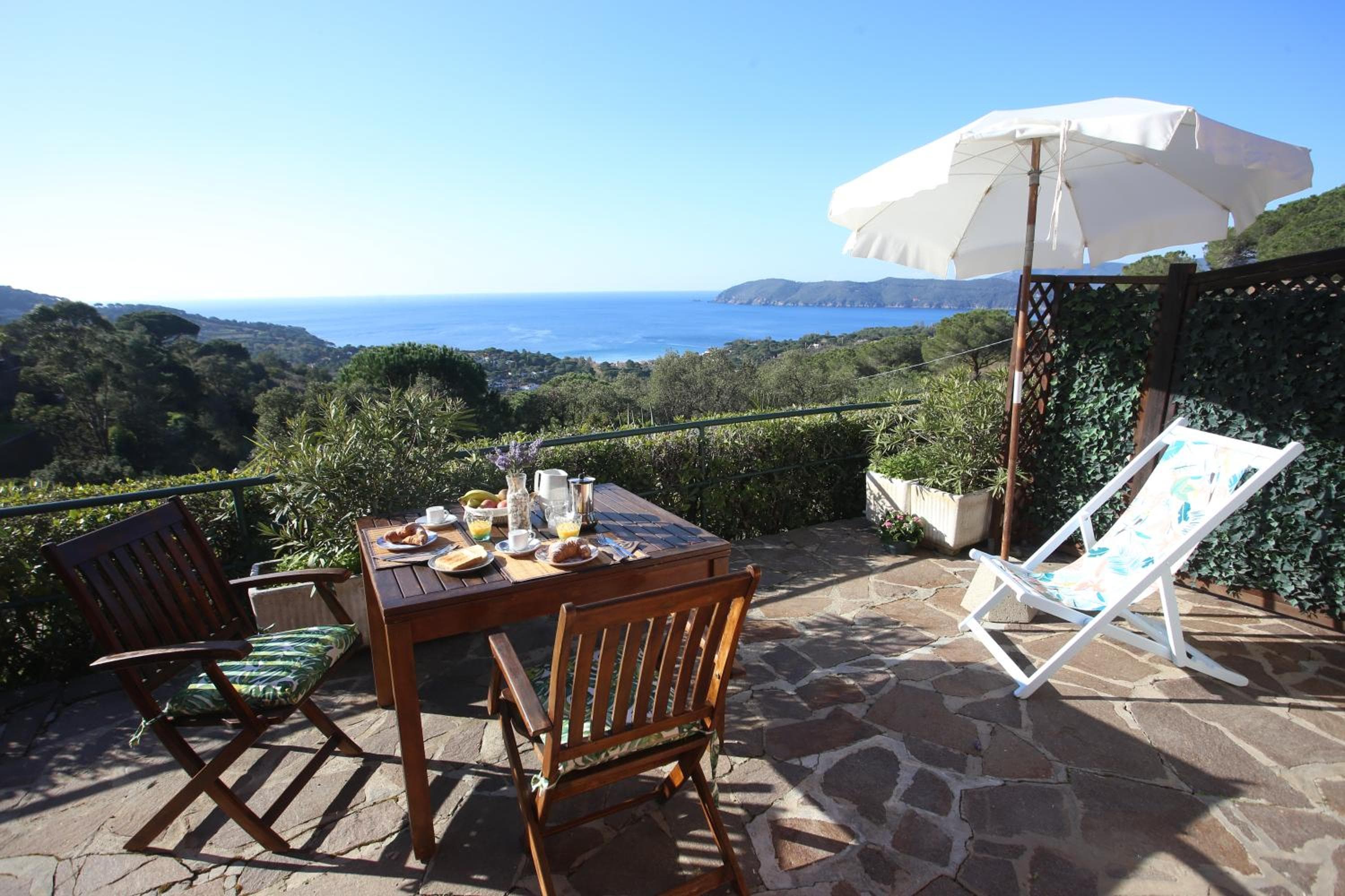 Ca' La Stella Sea-view Apartments, Porto Azzurro, photo 6