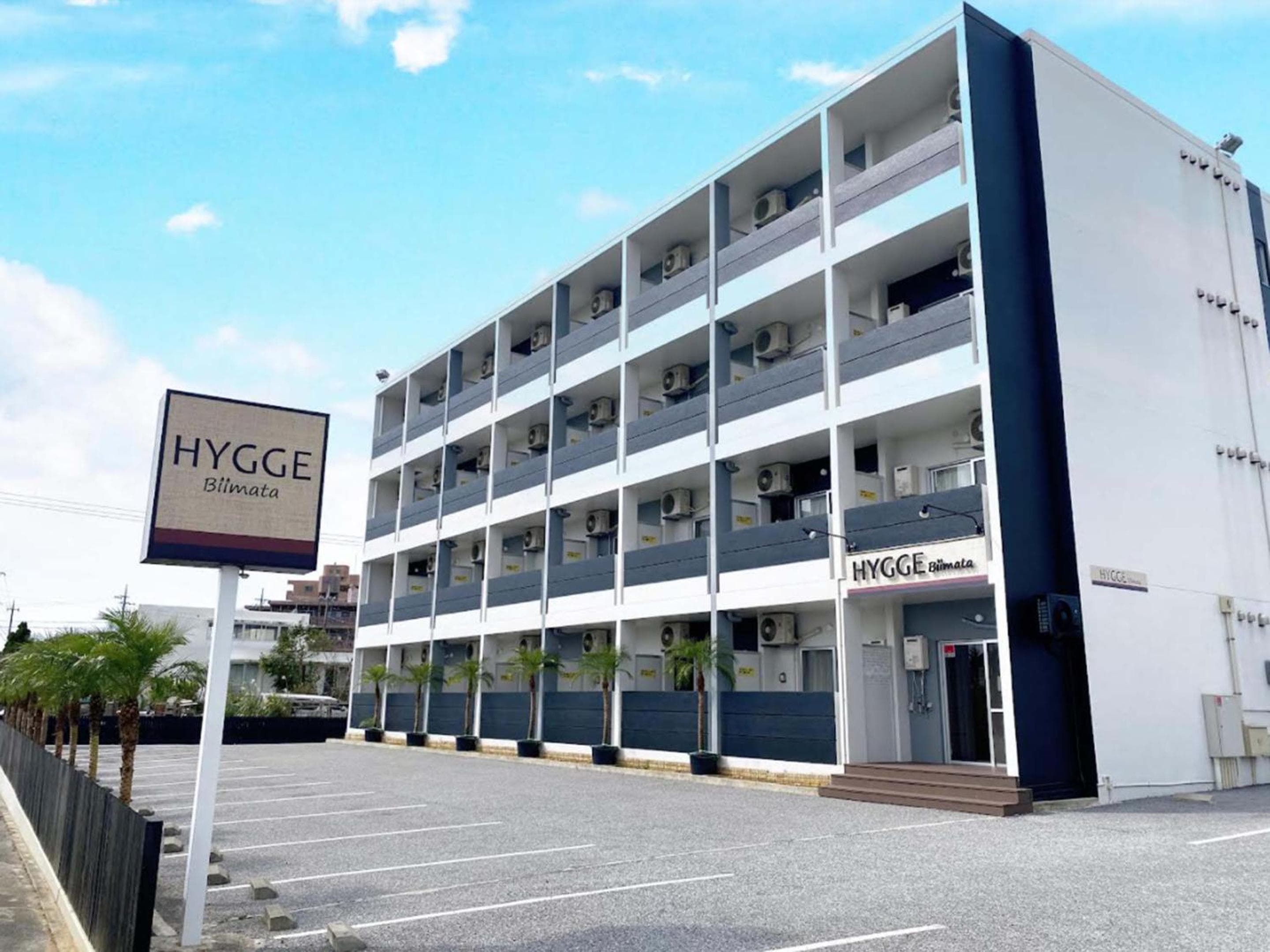 HYGGE Biimata, Nago