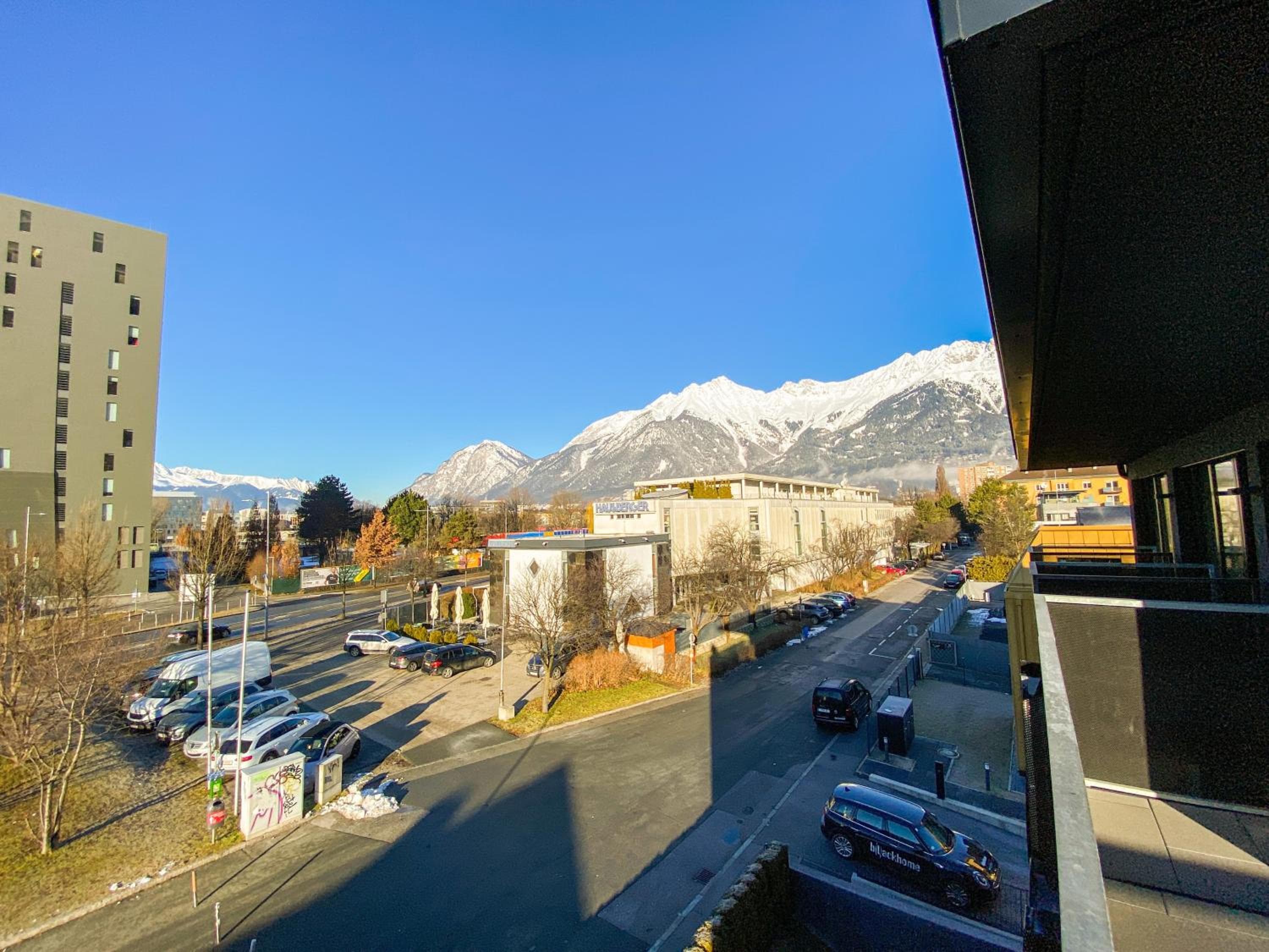 Blackhome Innsbruck City East I contactless check-in, Innsbruck, photo 3