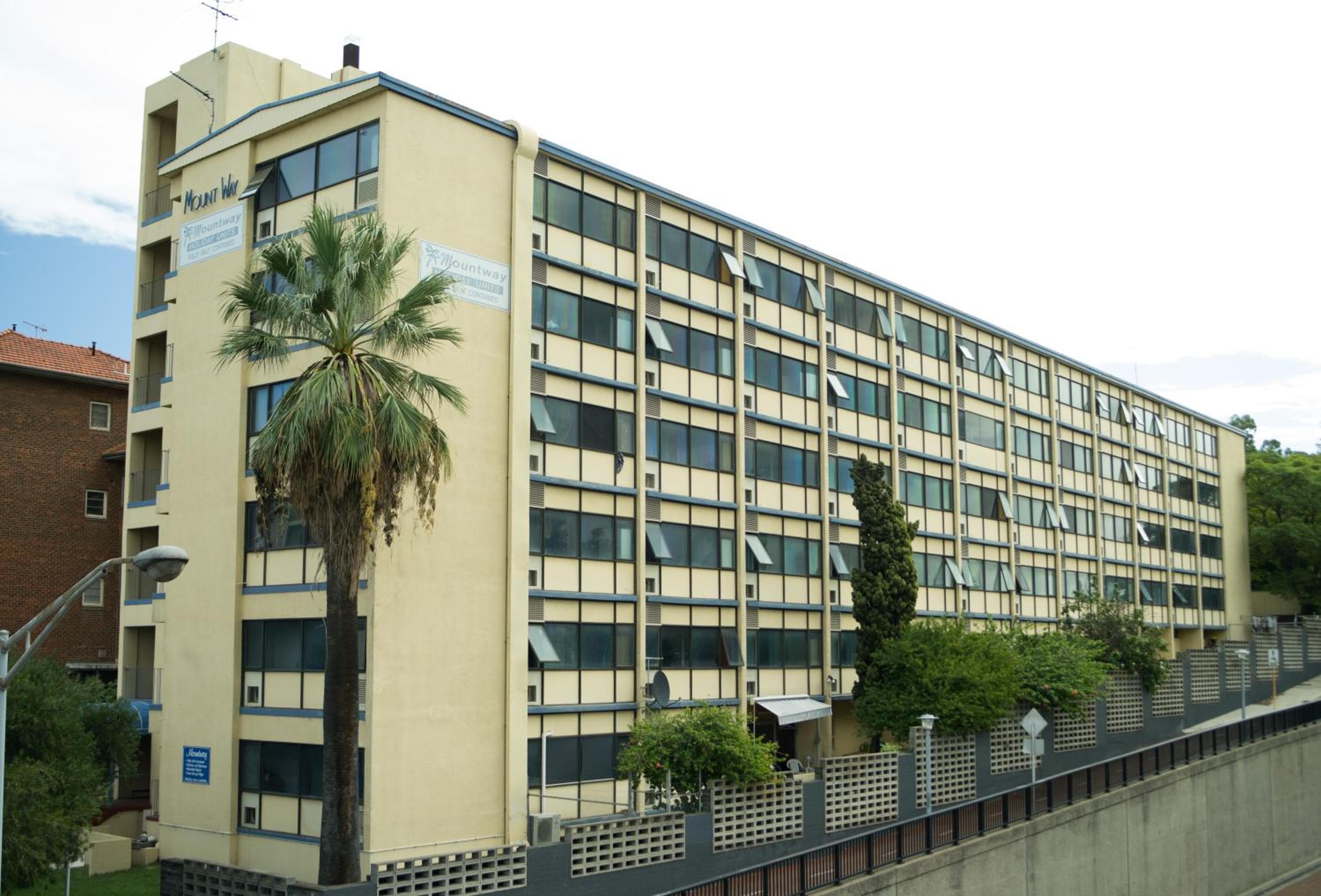 Mountway Holiday Apartments, Perth