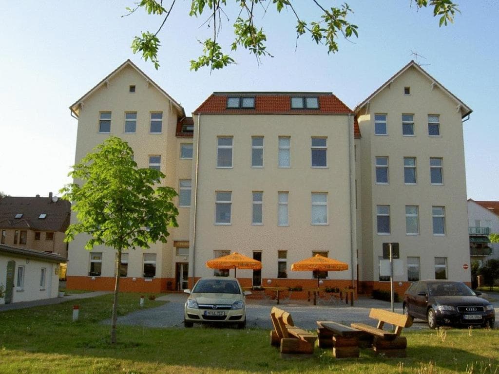 Apartmenthaus Kaiser Friedrich, Potsdam