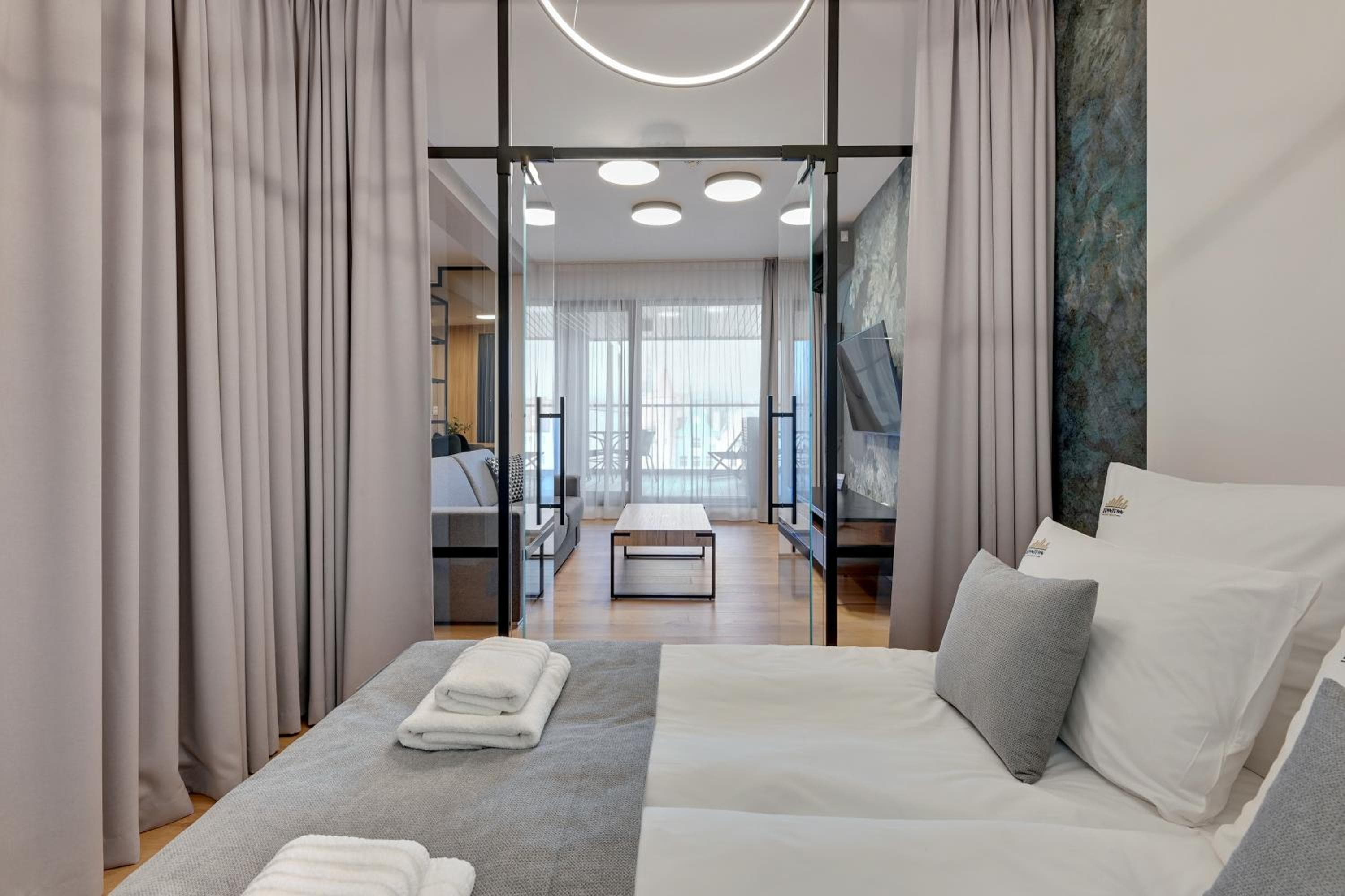 Granaria Premium Riverside & Parking by Downtown Apartments, Gdańsk, photo 4