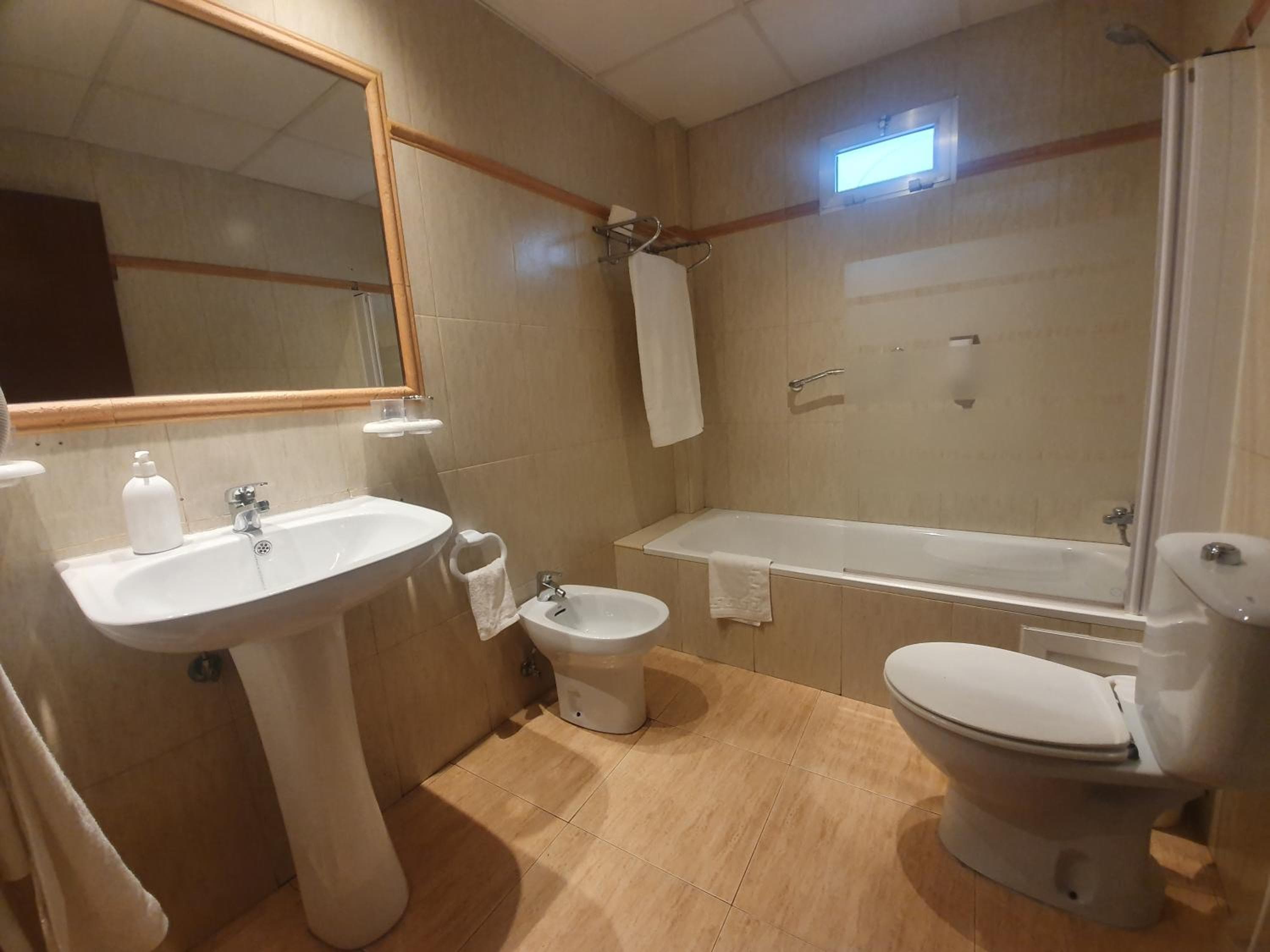 LUNA-Guest Rooms, Alcalá de Guadaira, photo 4