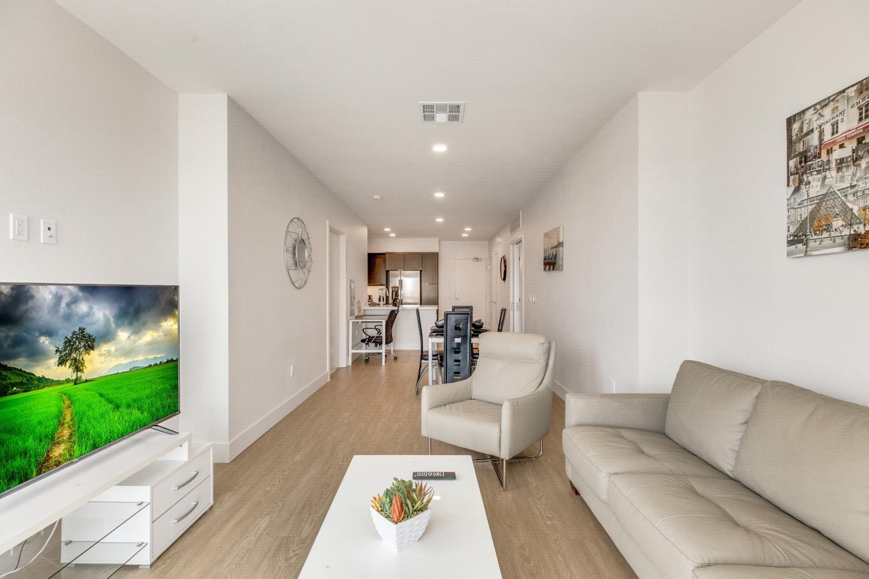 Apart Hotel near Dodgers Stadium, Los Angeles, photo 3