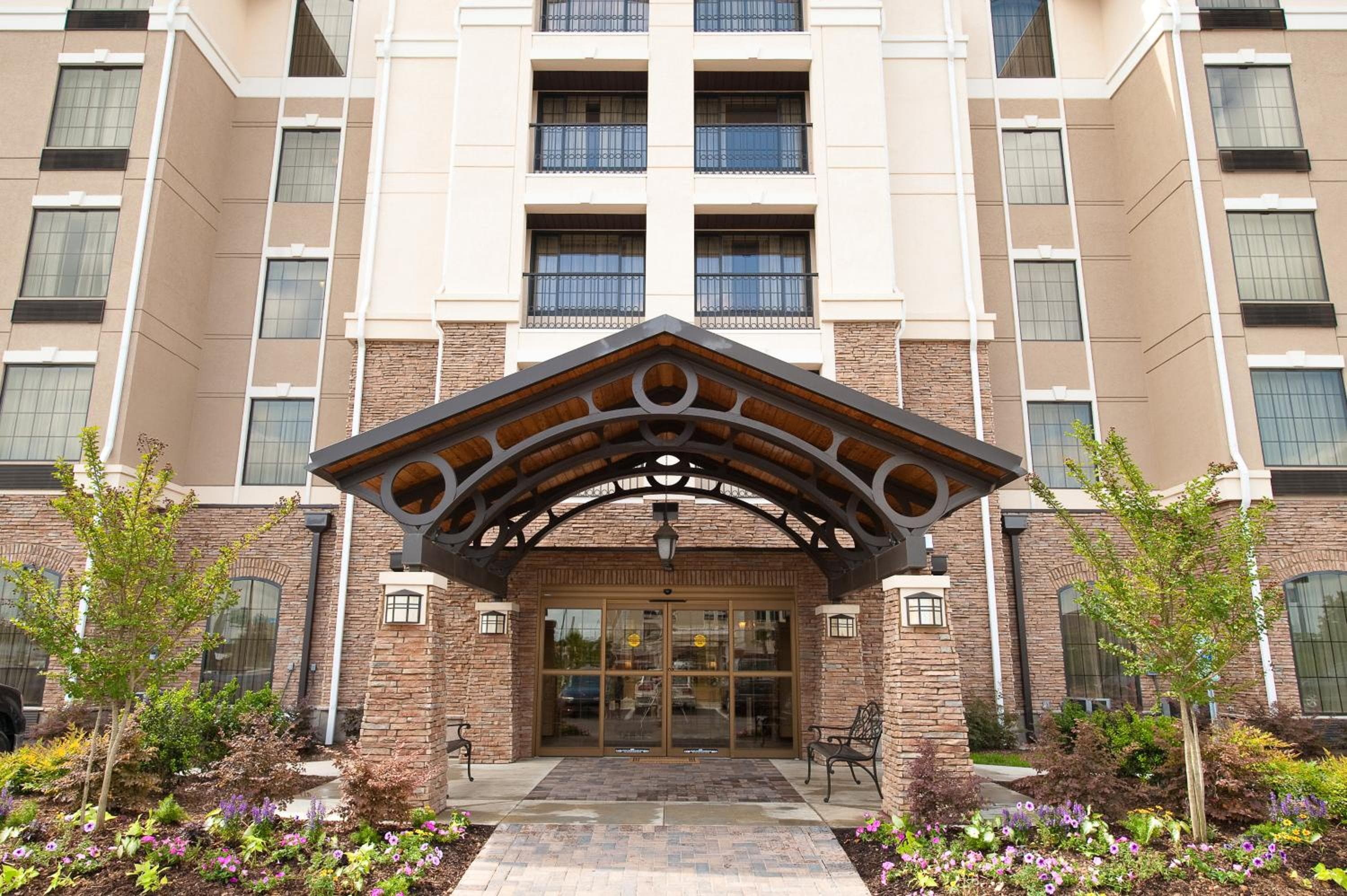 Staybridge Suites North Charleston by IHG, Charleston