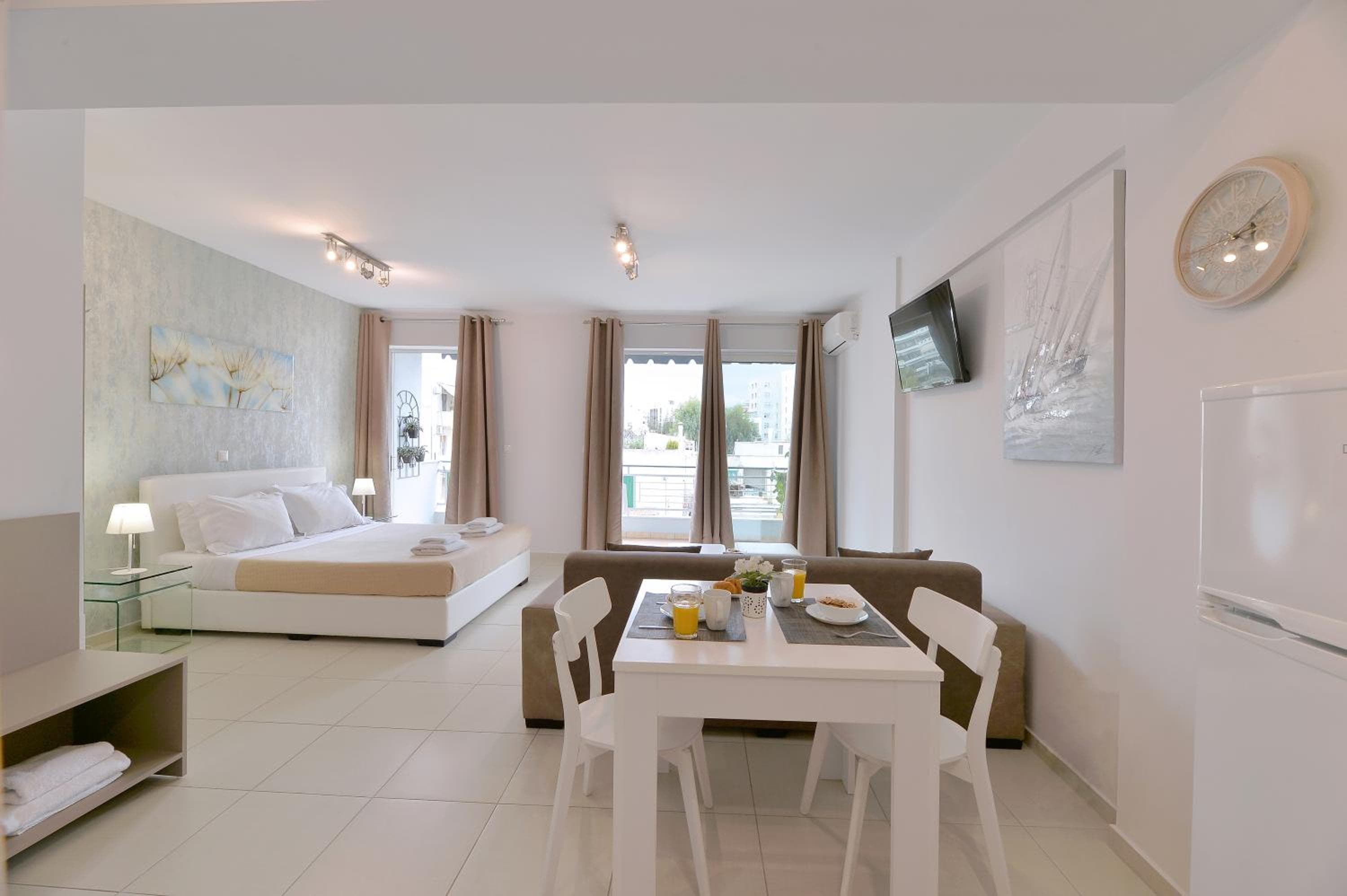 Alekos Apartments 1 - Νetflix & Comfort, Athens, photo 3