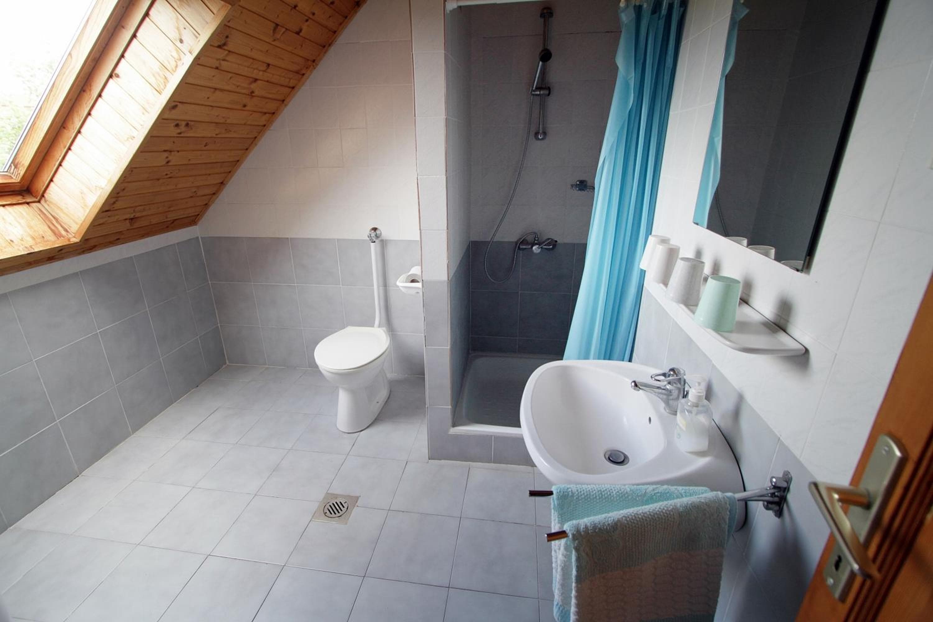 Vöröskő apartmanház, Révfülöp, photo 3