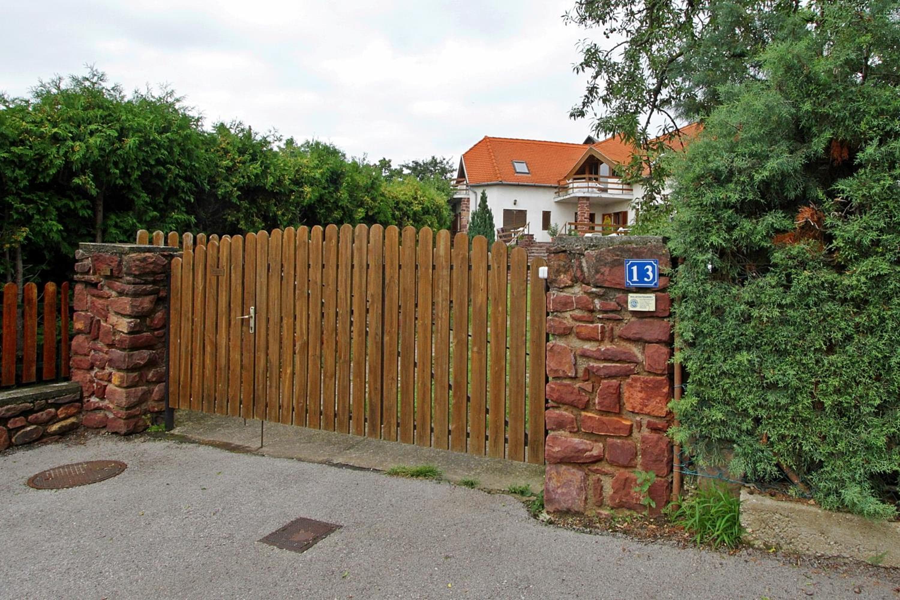 Vöröskő apartmanház, Révfülöp, photo 4