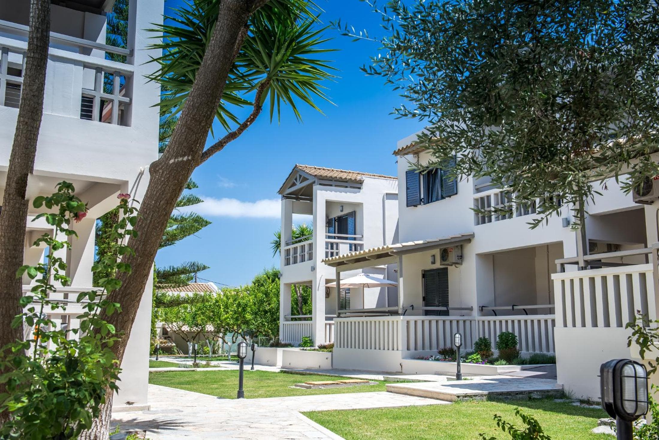 Trianon Studios, Tsilivi
