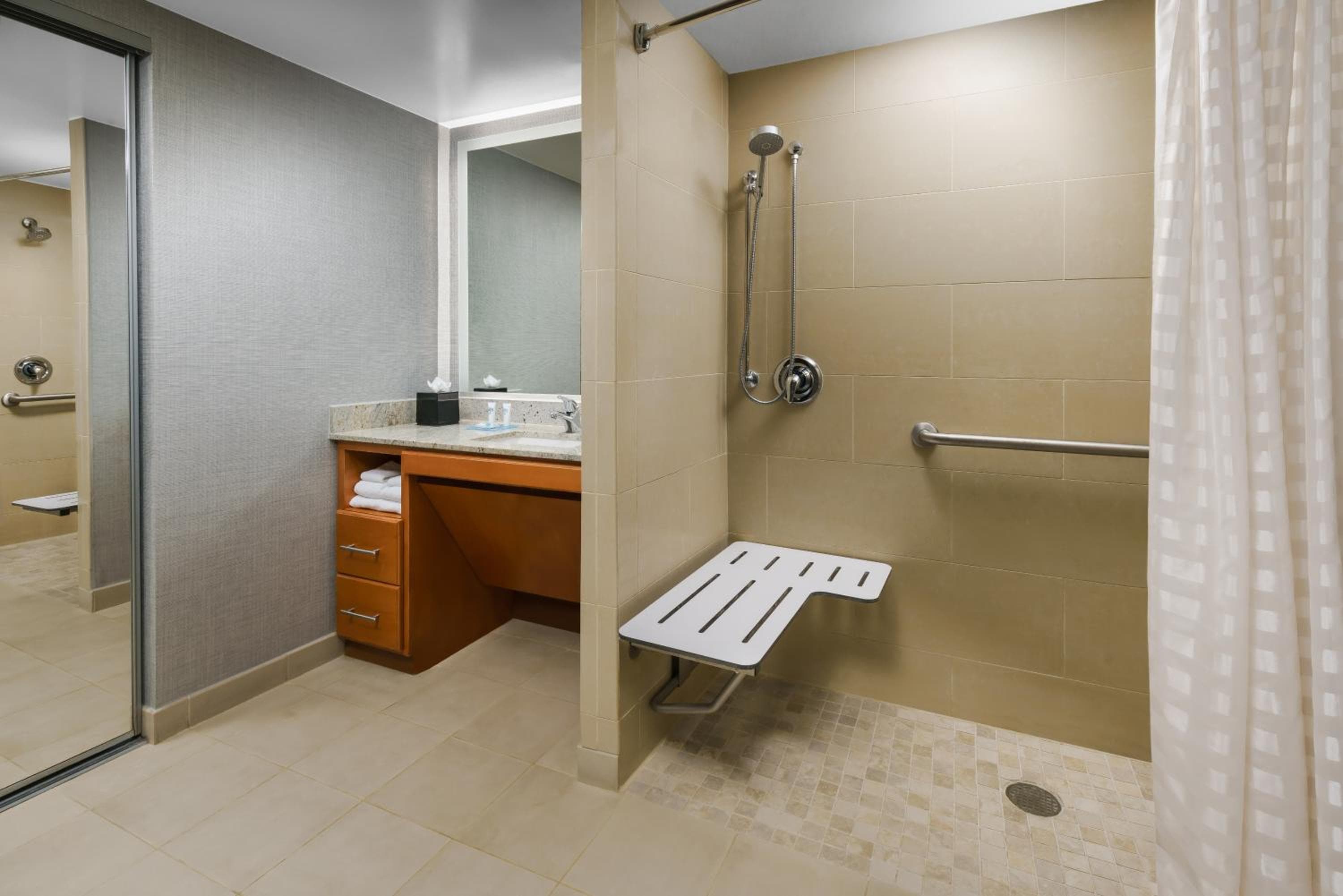 Hyatt House Fort Lauderdale Airport/Cruise Port, Dania Beach, photo 2