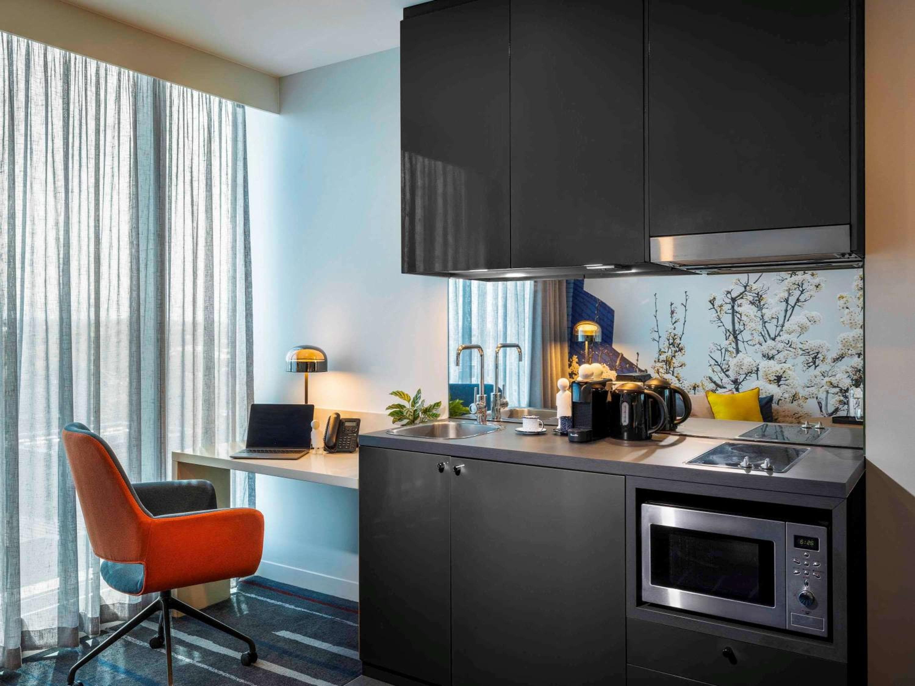 Kitchen at Novotel Melbourne Preston