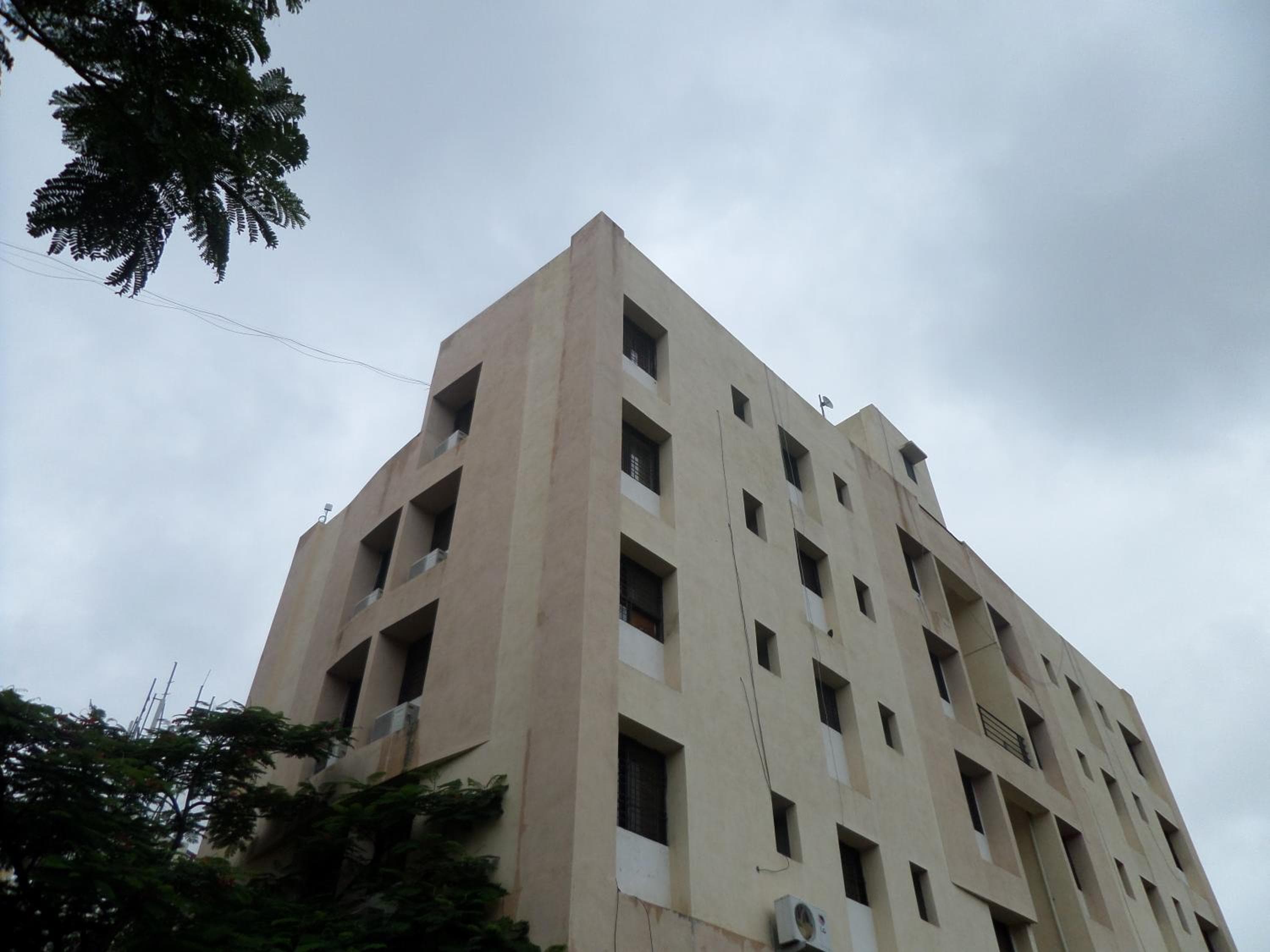 Cosmos Luxury Vimannagar, Pune