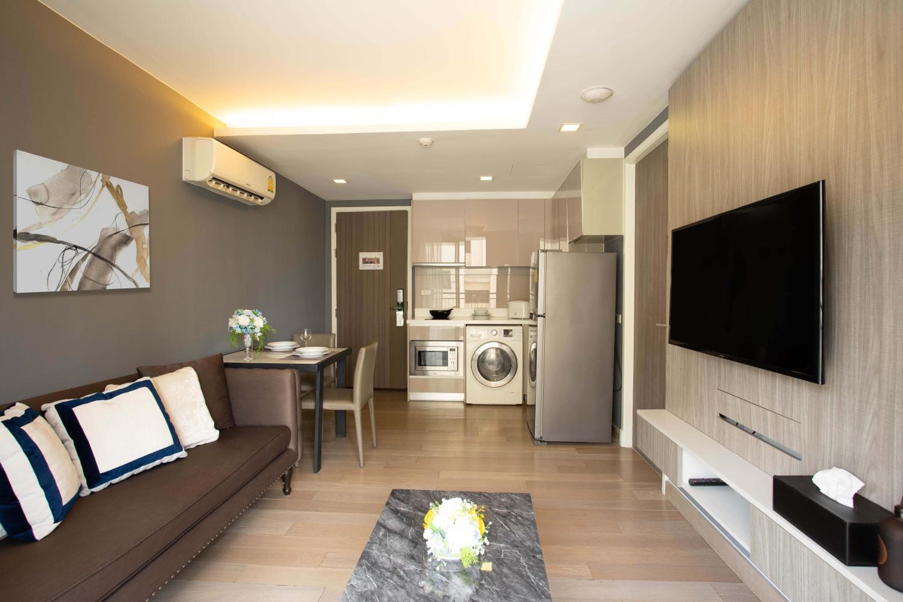Dazzle Residence, Bangkok, photo 5