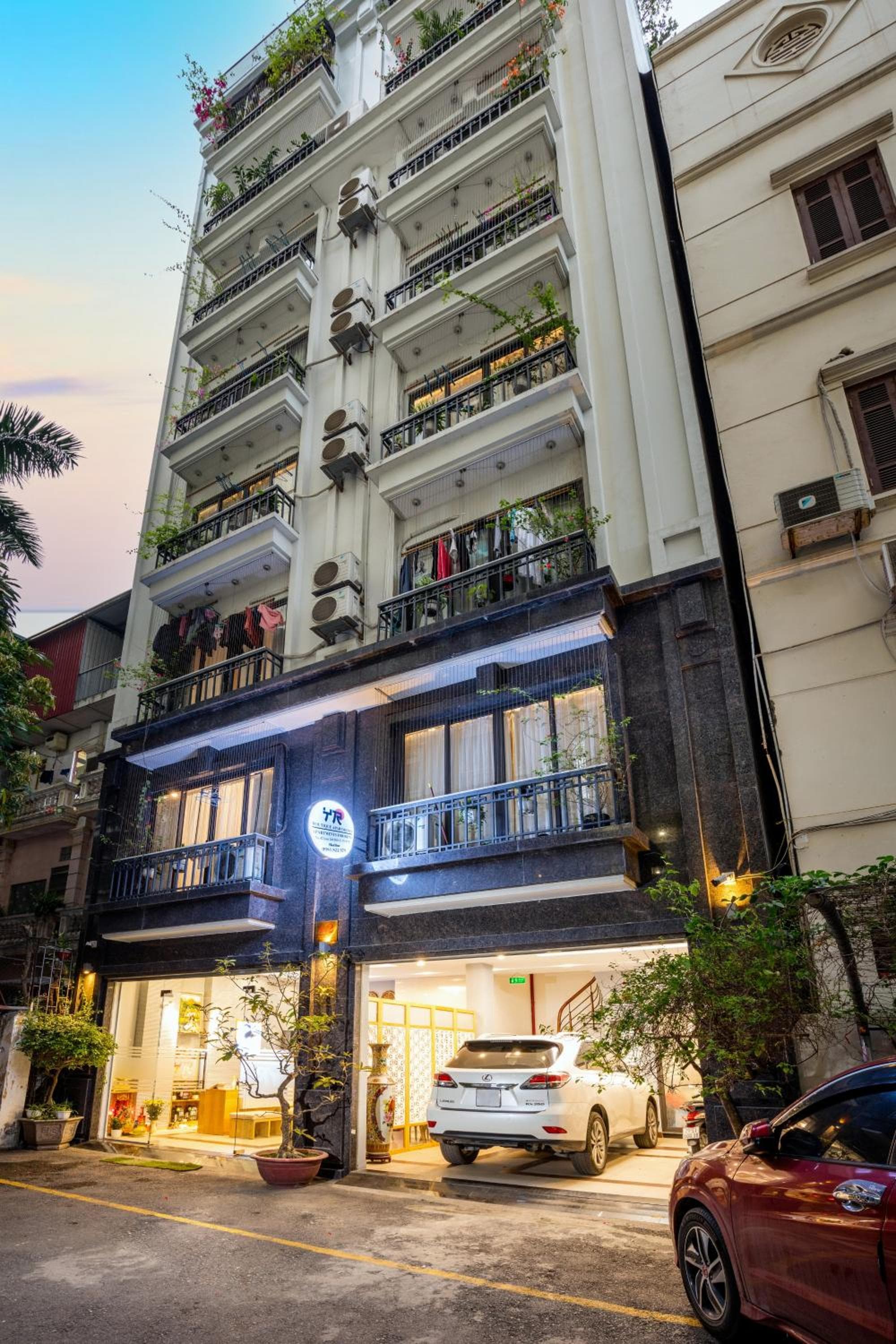 YR Hotel & Apartments, photo 1