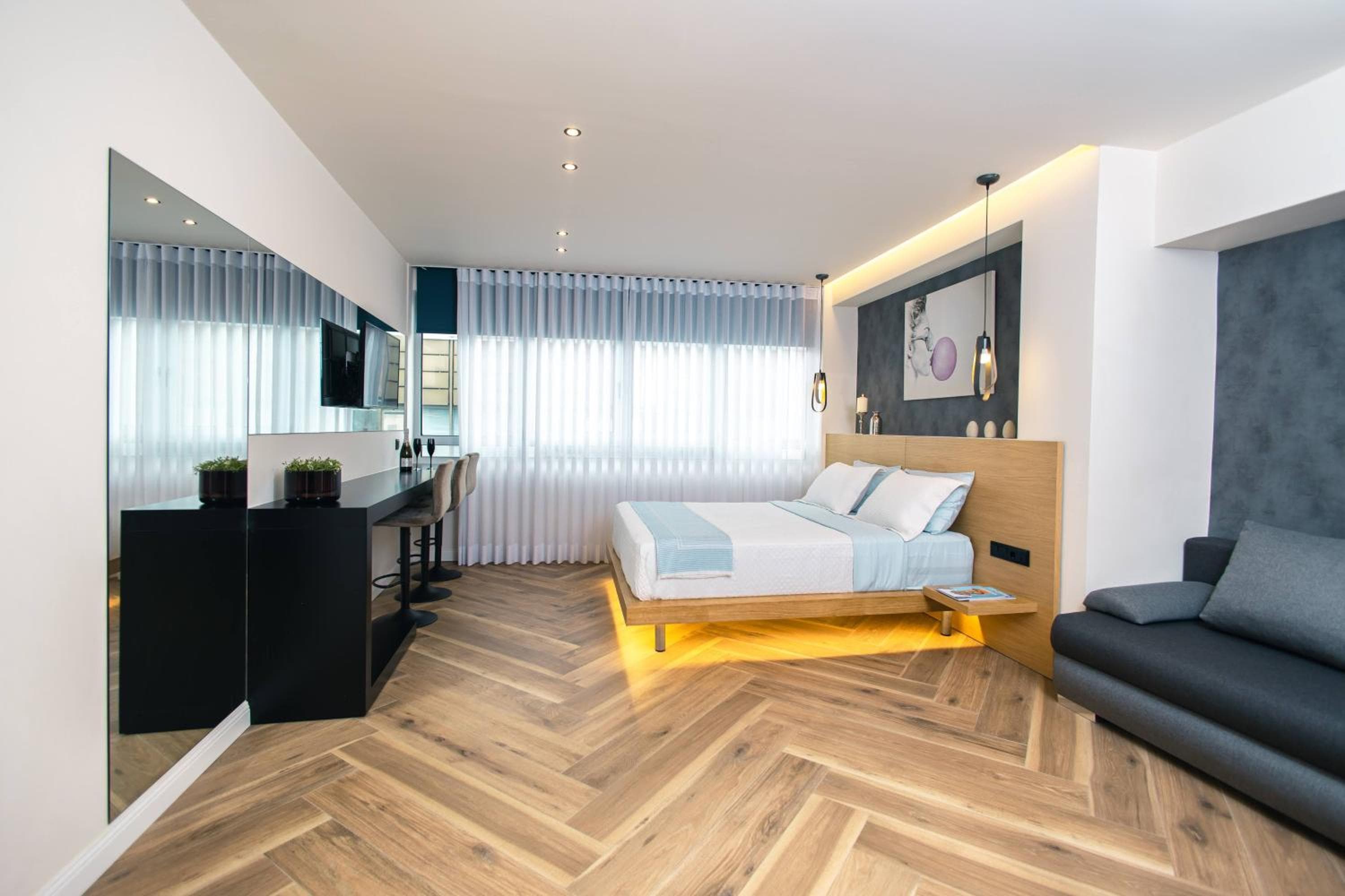 Triple A - Prime Location - Between Monastiraki & Syntagma Square-FREE Parking!, Athens, photo 4
