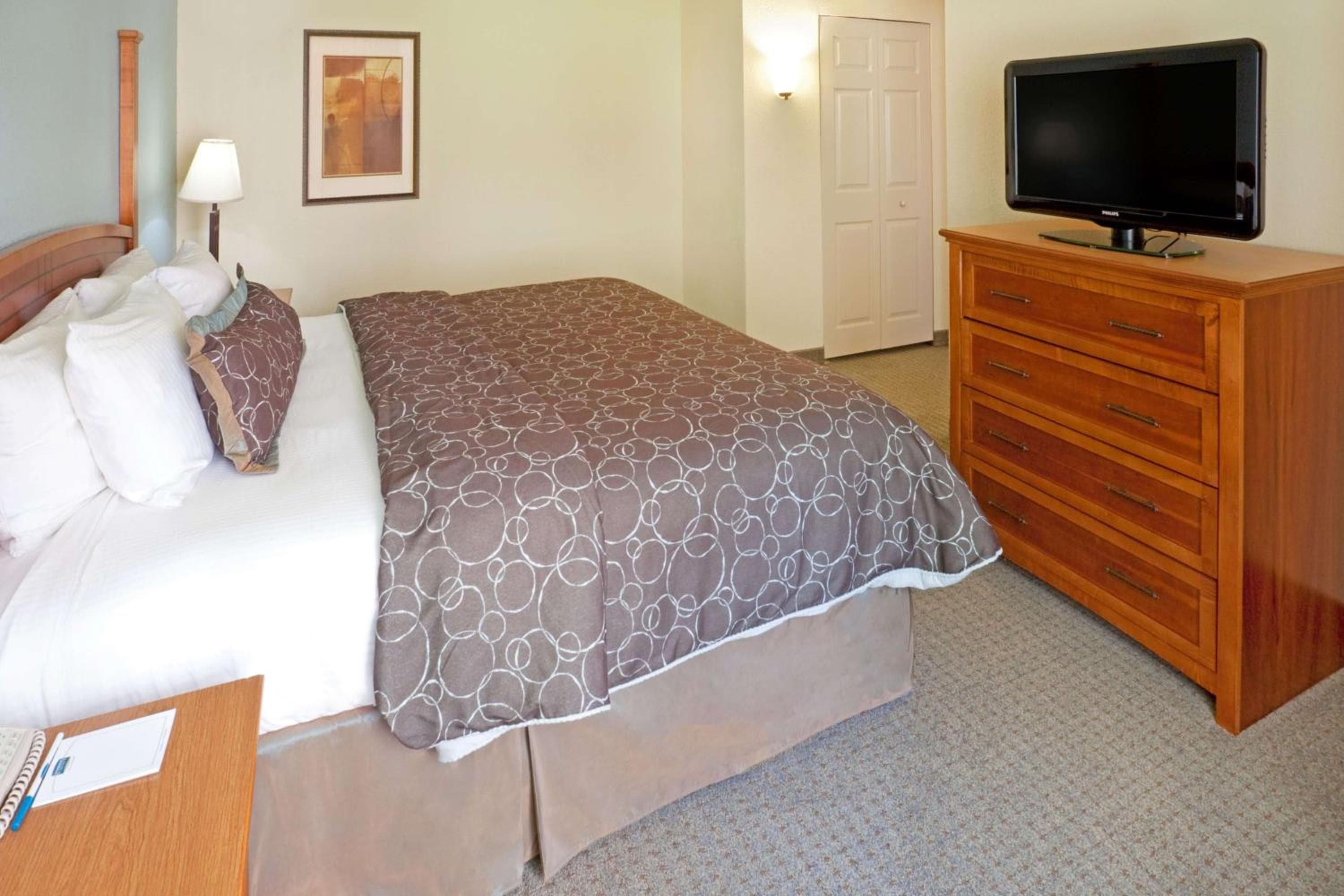 Staybridge Suites Irving Las Colinas by IHG, Irving, photo 2
