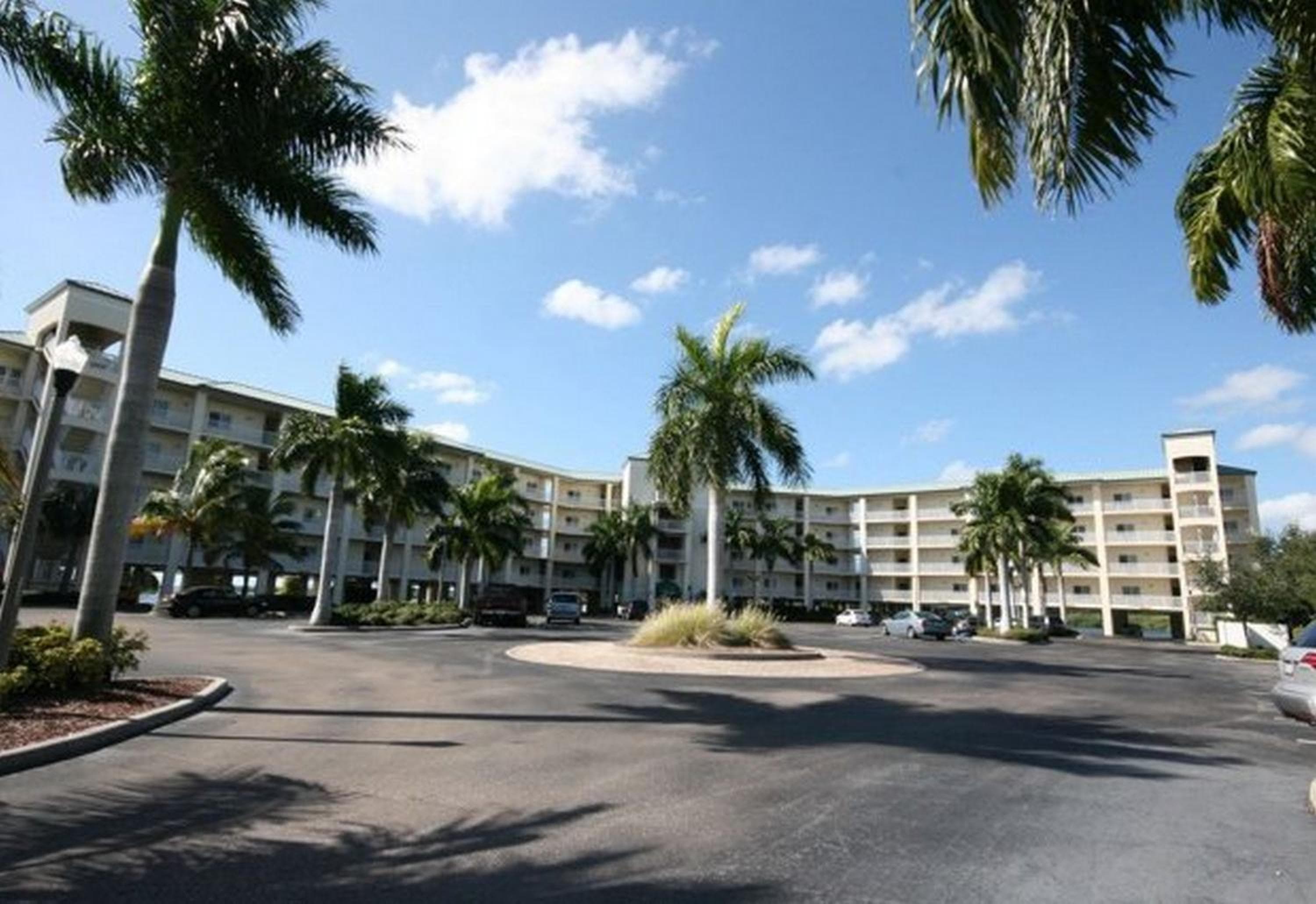 Boca Ciega Resort by Travel Resort Services, St Petersburg