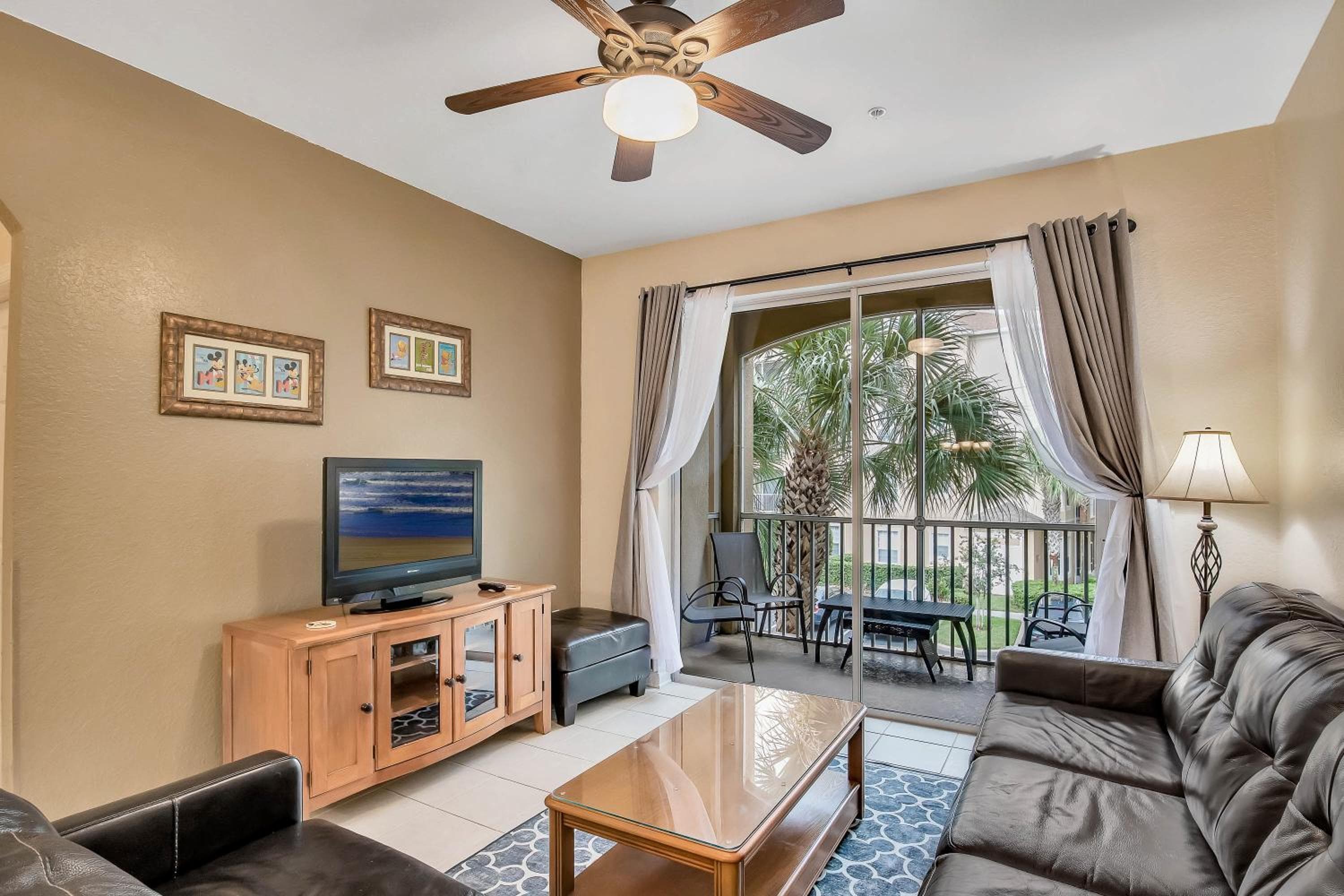 Magical Adventure Condo w Waterpark near Disney No Resort Fees, Orlando, photo 6