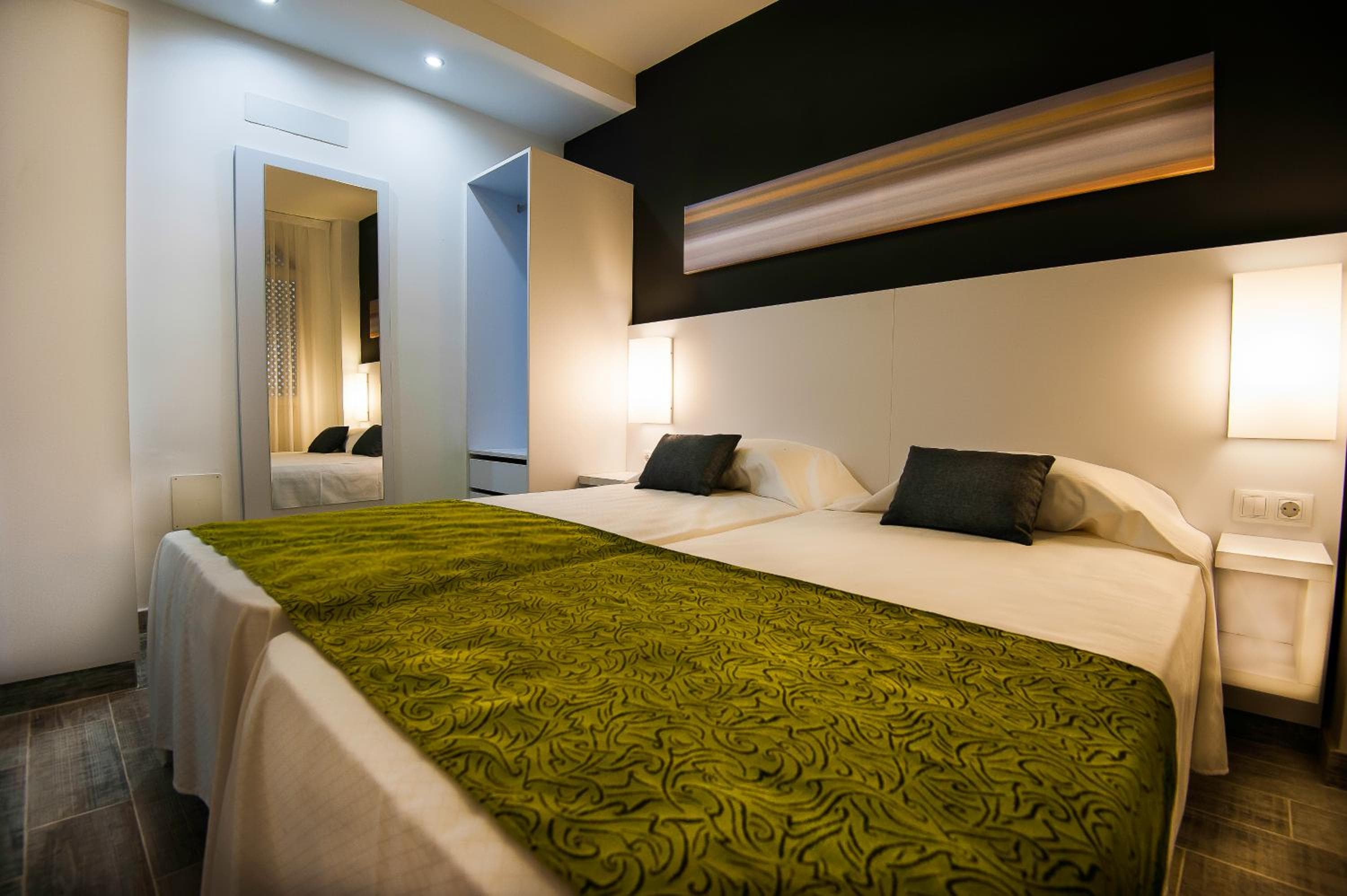 Kn Aparthotel Columbus, Playa de las Americas, photo 6