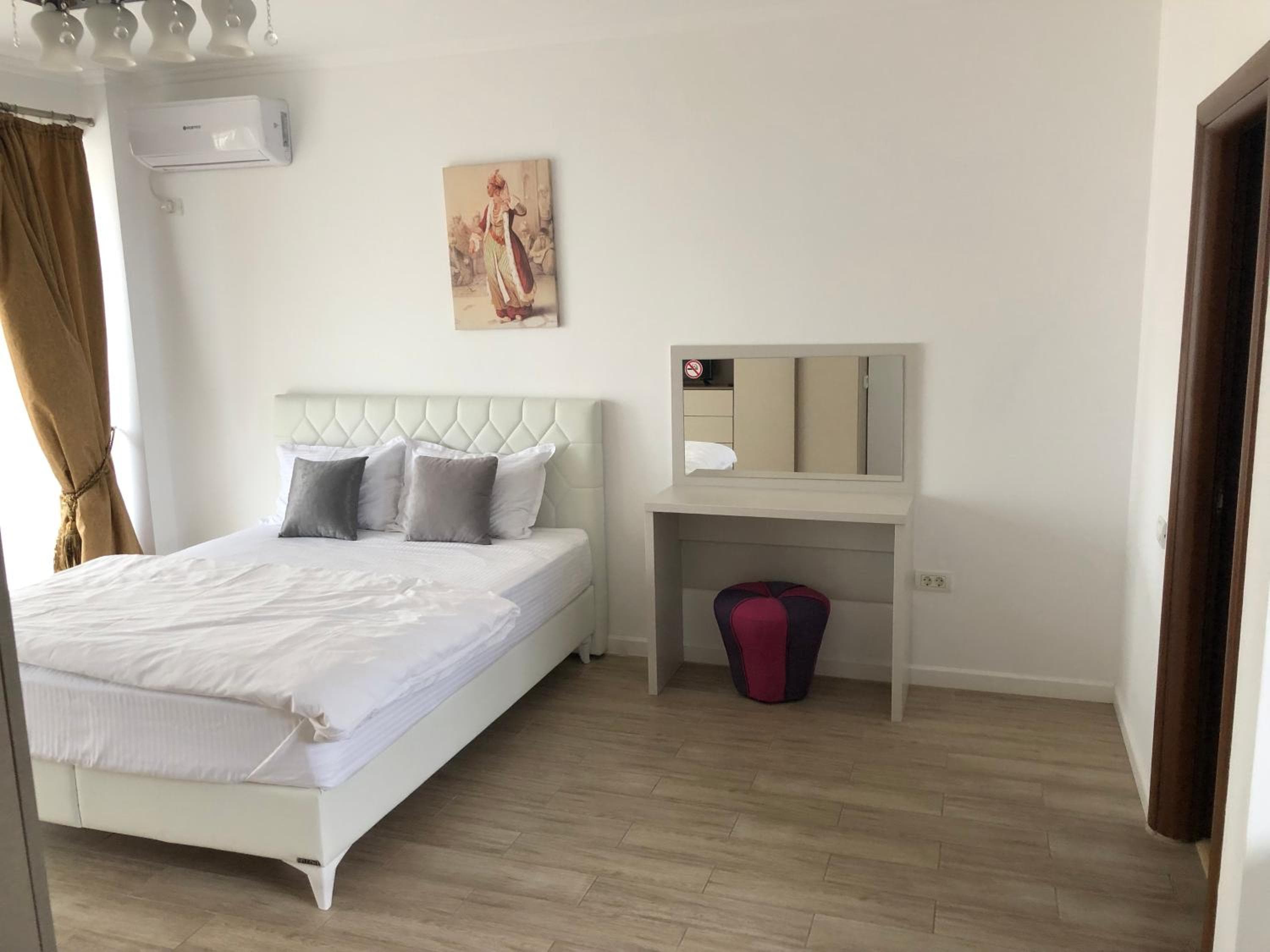 REYNA APART HOTEL, Constanţa, photo 2
