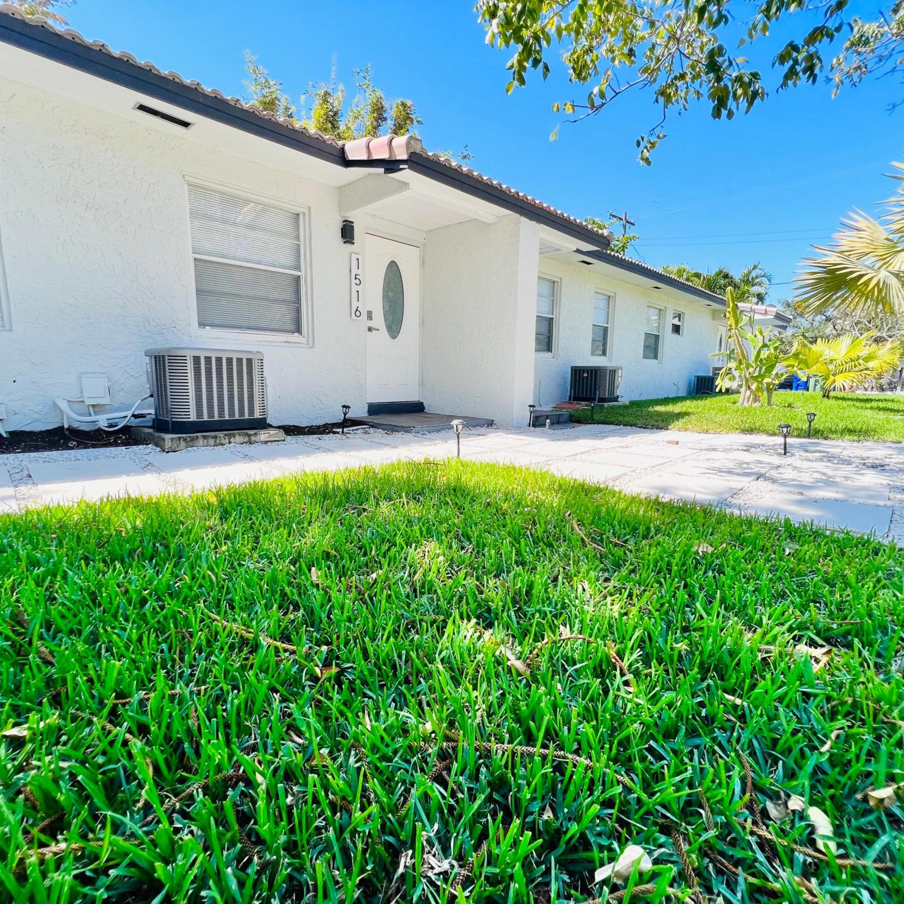 CocoBay 2BR Condos Near Beach, Galleria Mall, Wilton Manors, Cruise Port, Fort Lauderdale