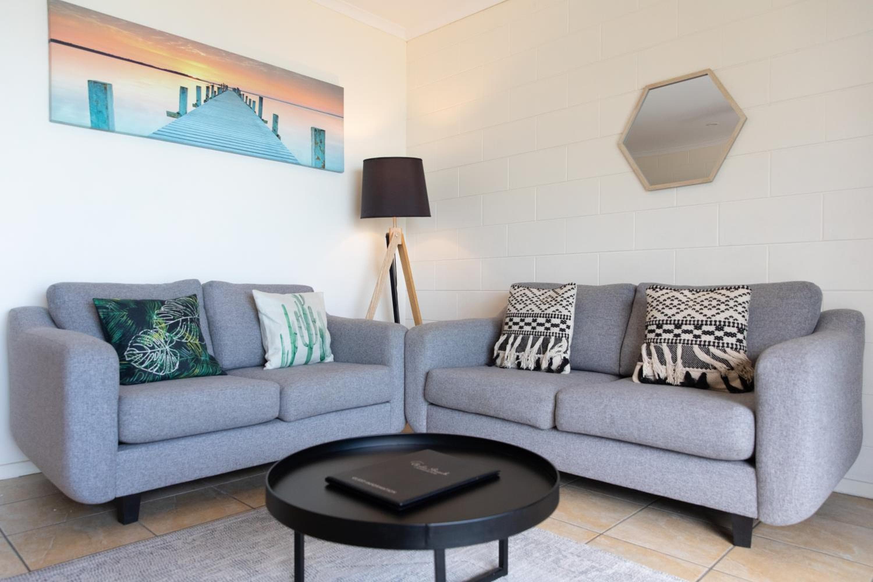 Whitsunday Waterfront Apartments, Airlie Beach, photo 4
