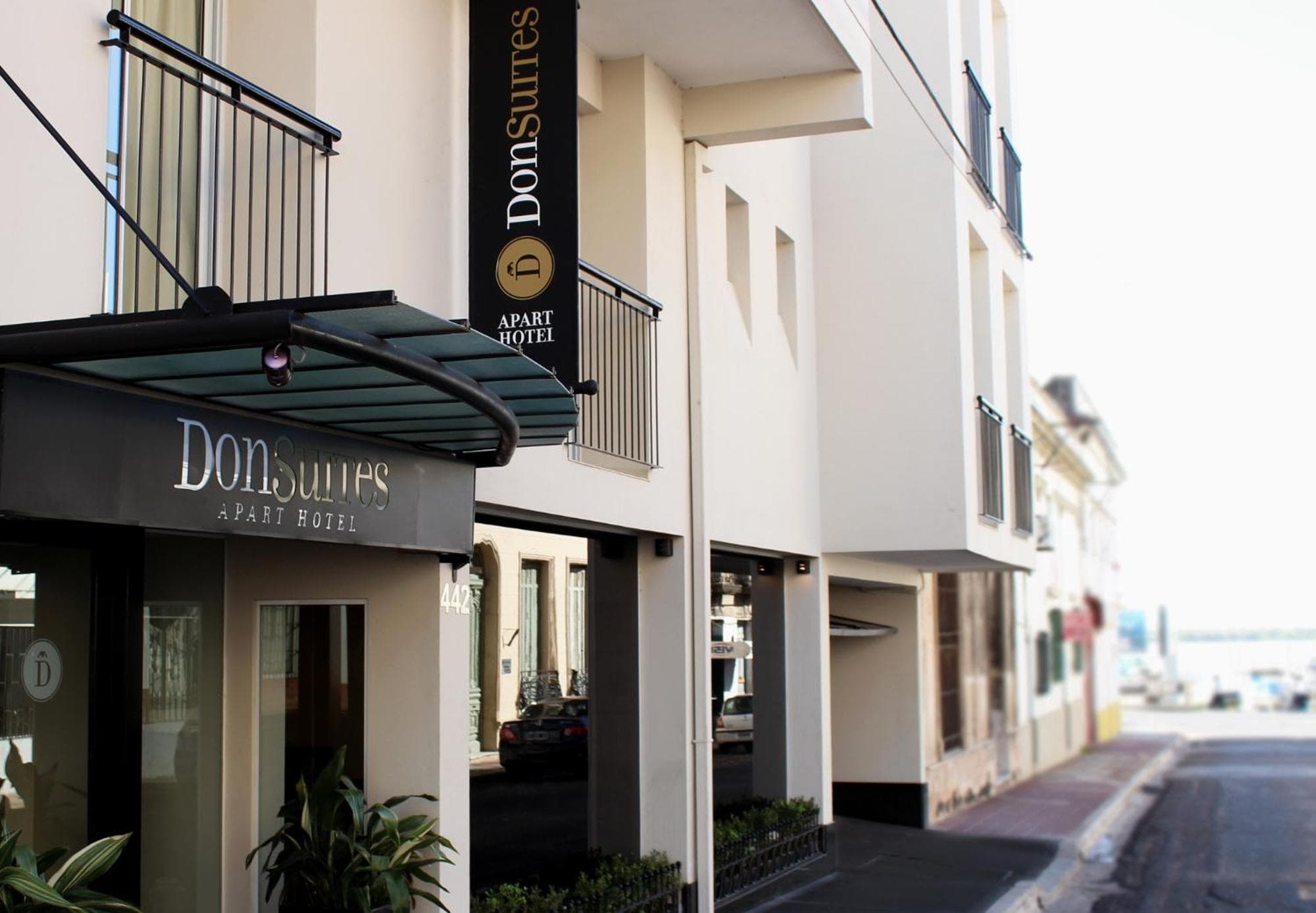 DonSuites, Corrientes