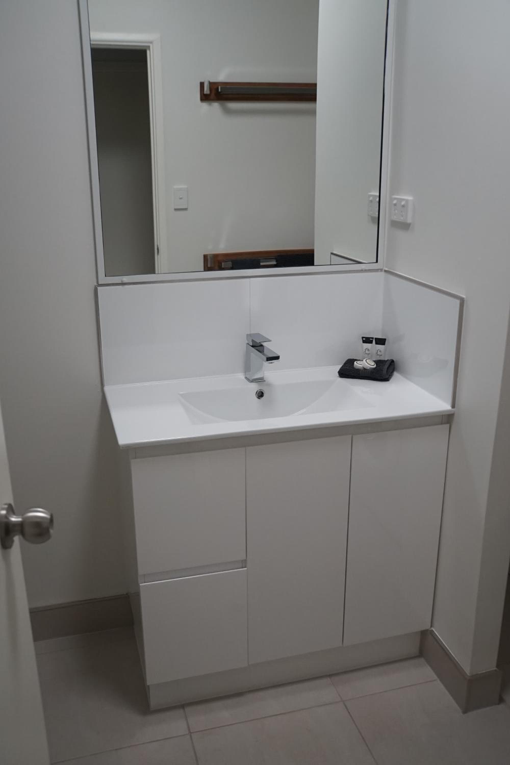 Airlie Seaview Apartments, Airlie Beach, photo 5