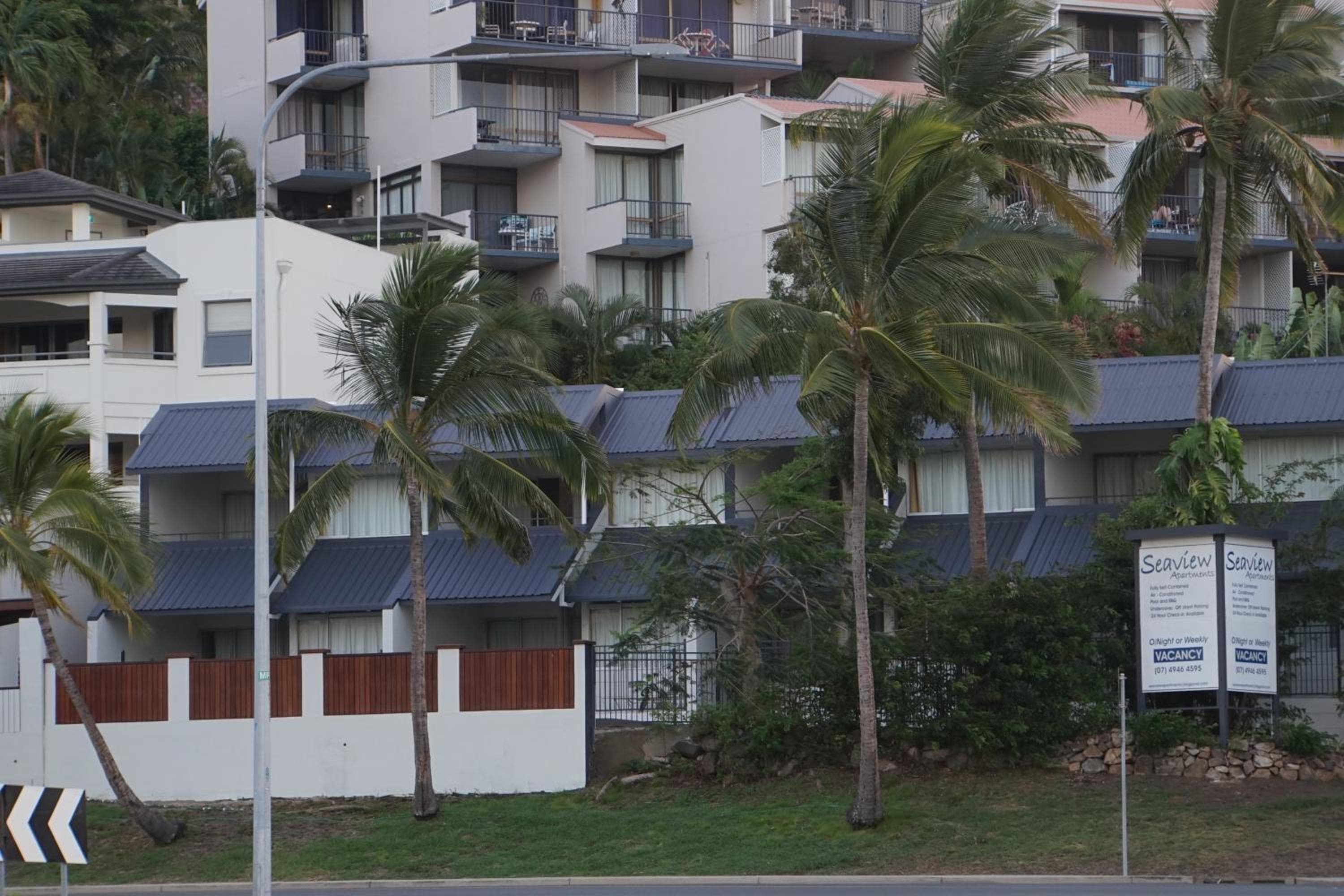 Airlie Seaview Apartments, Airlie Beach