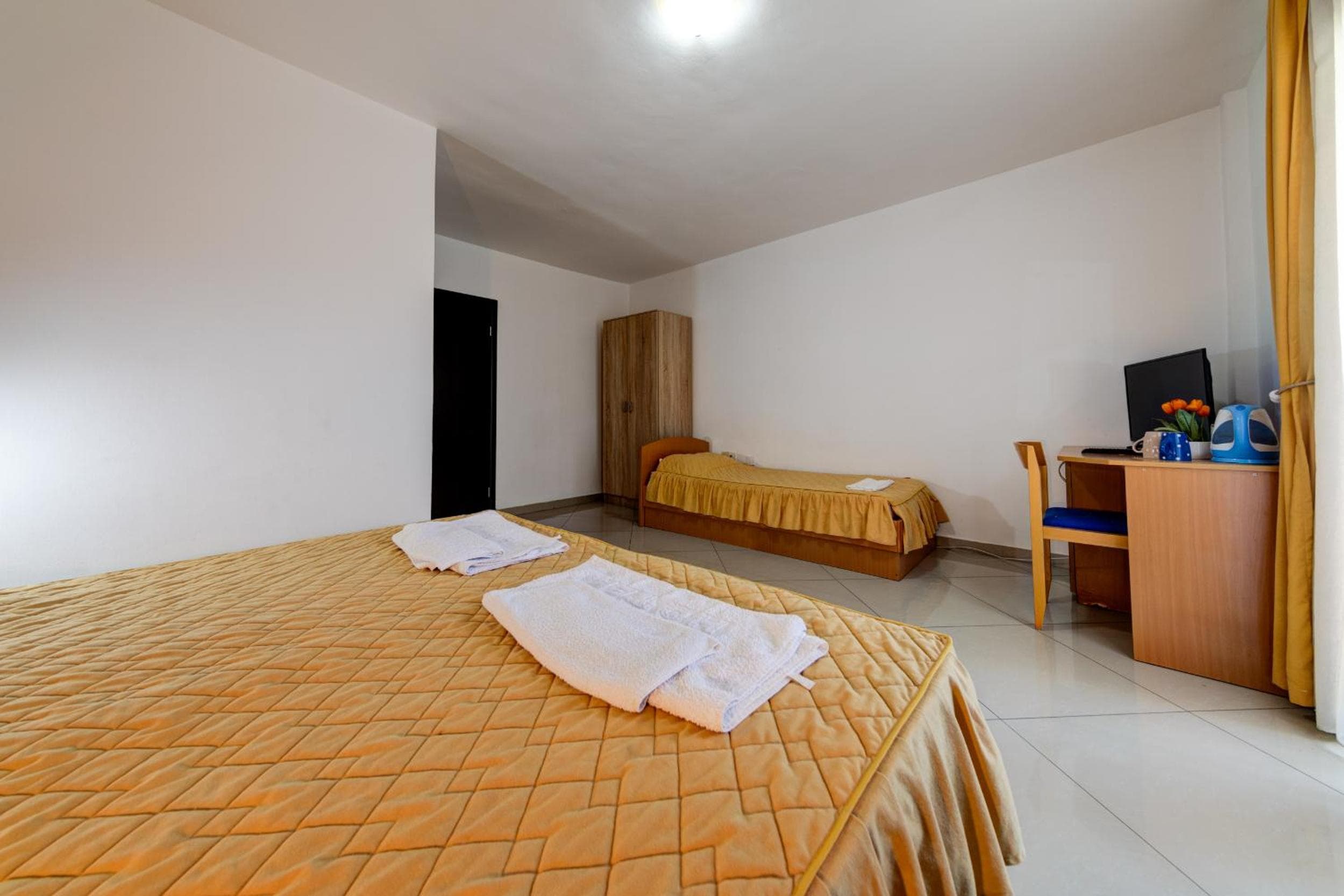 Garni Hotel S Coast, Budva, photo 6