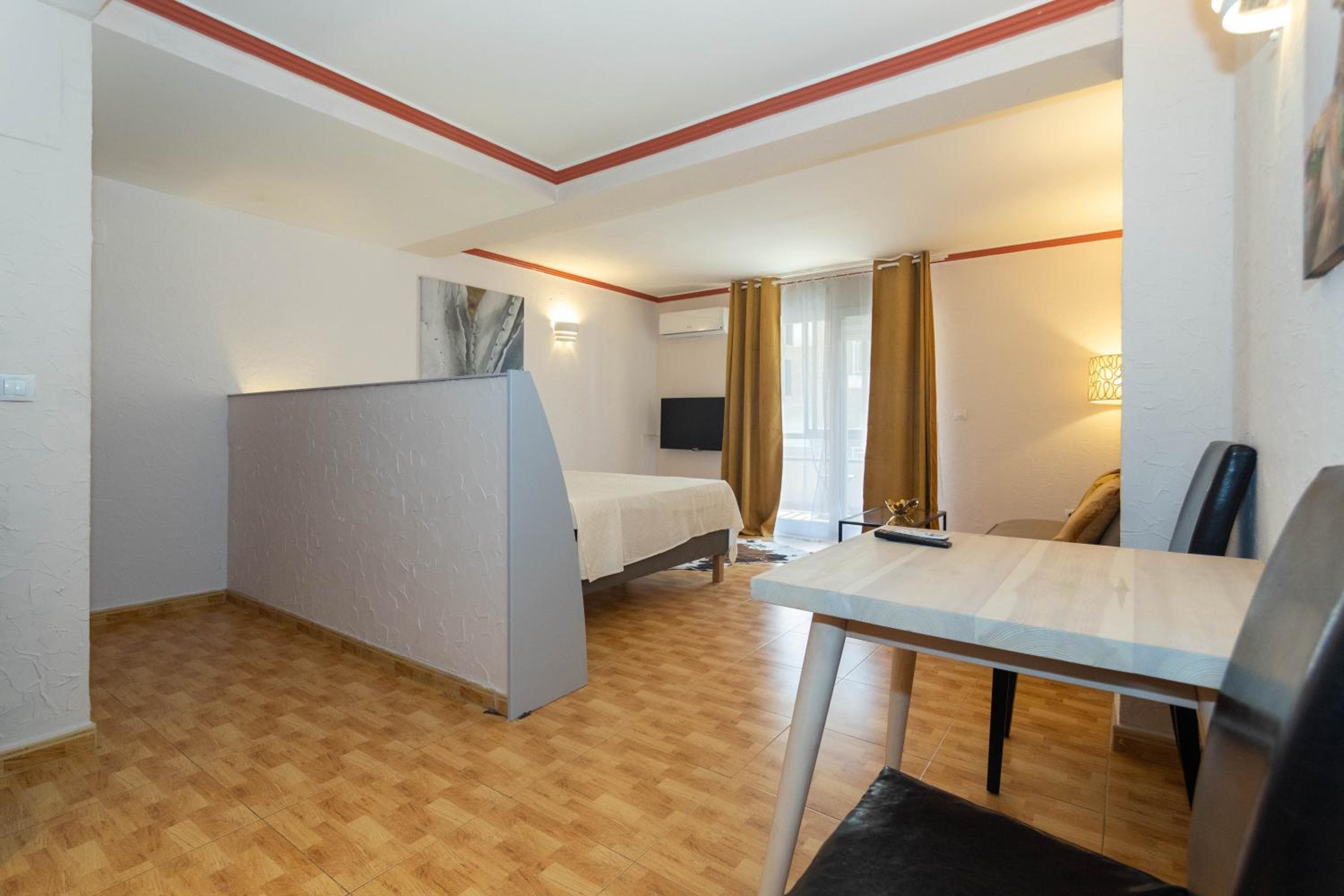 Unique Hotel Apartments, Torrevieja, photo 6