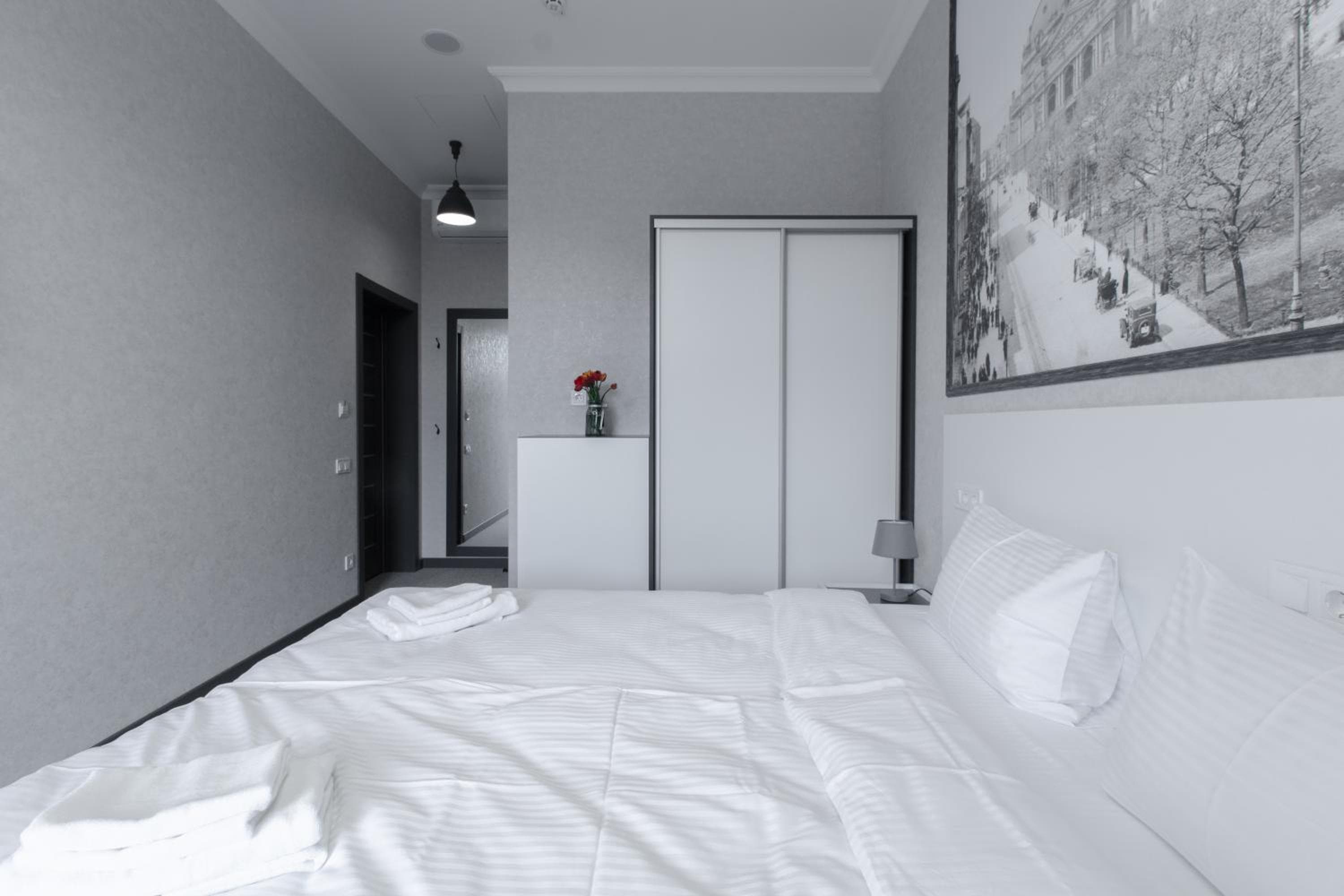 Opera Passage Hotel & Apartments, Lviv, photo 3