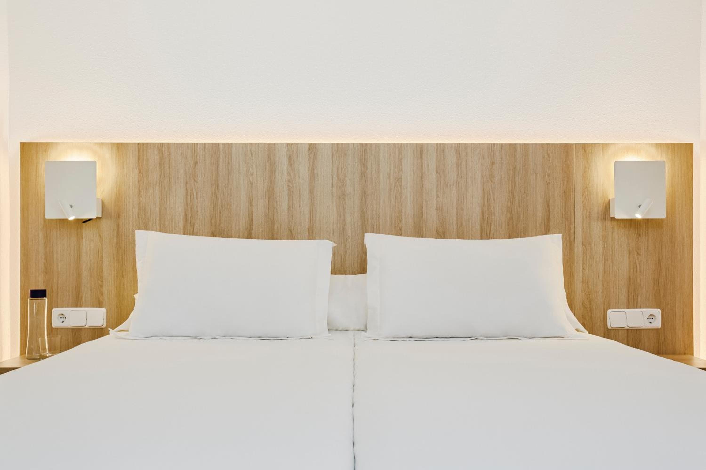 Universal Aparthotel Don Camilo, Sant Elm, photo 4