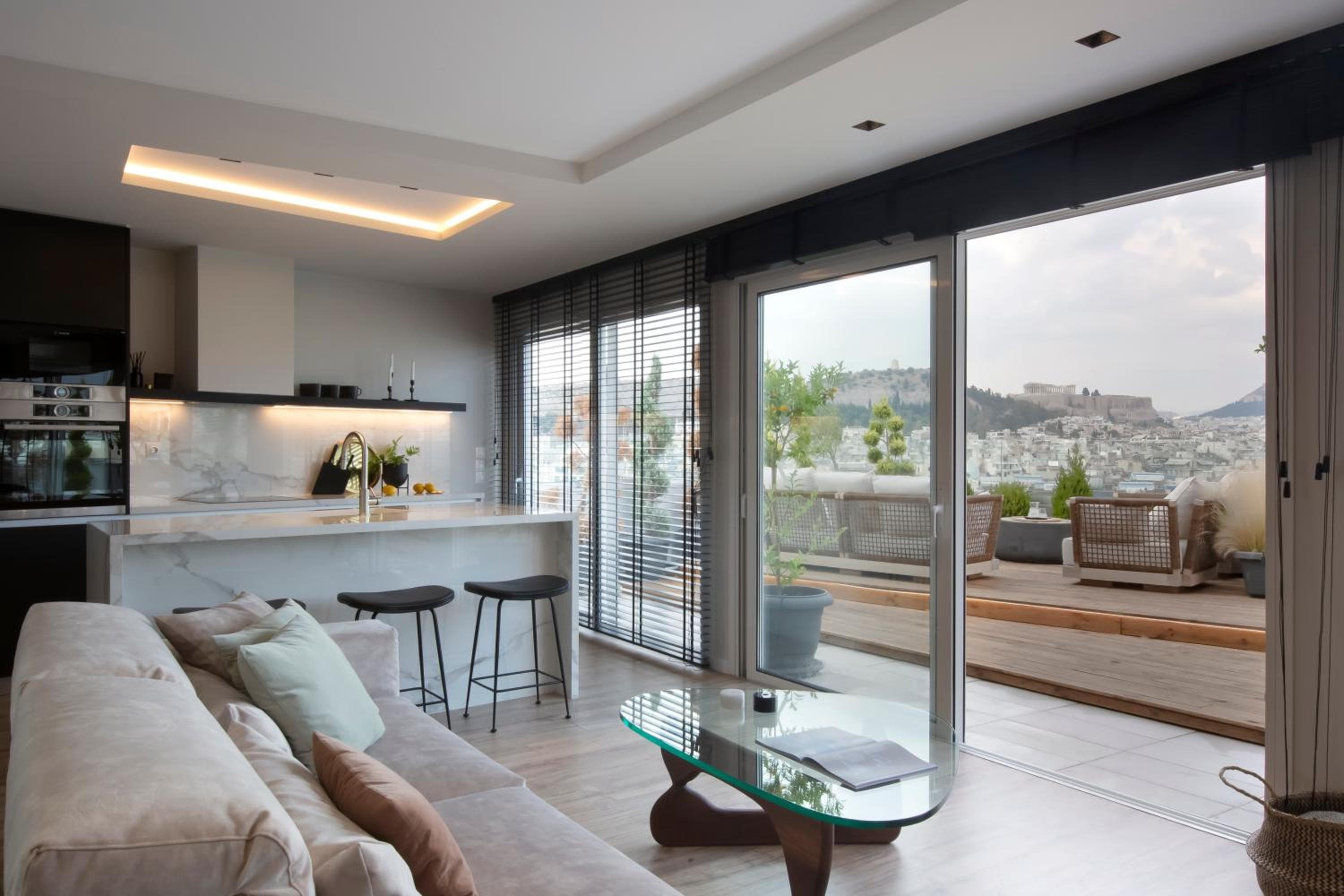 Supreme Luxury Suites by Athens Stay, Athens, photo 3