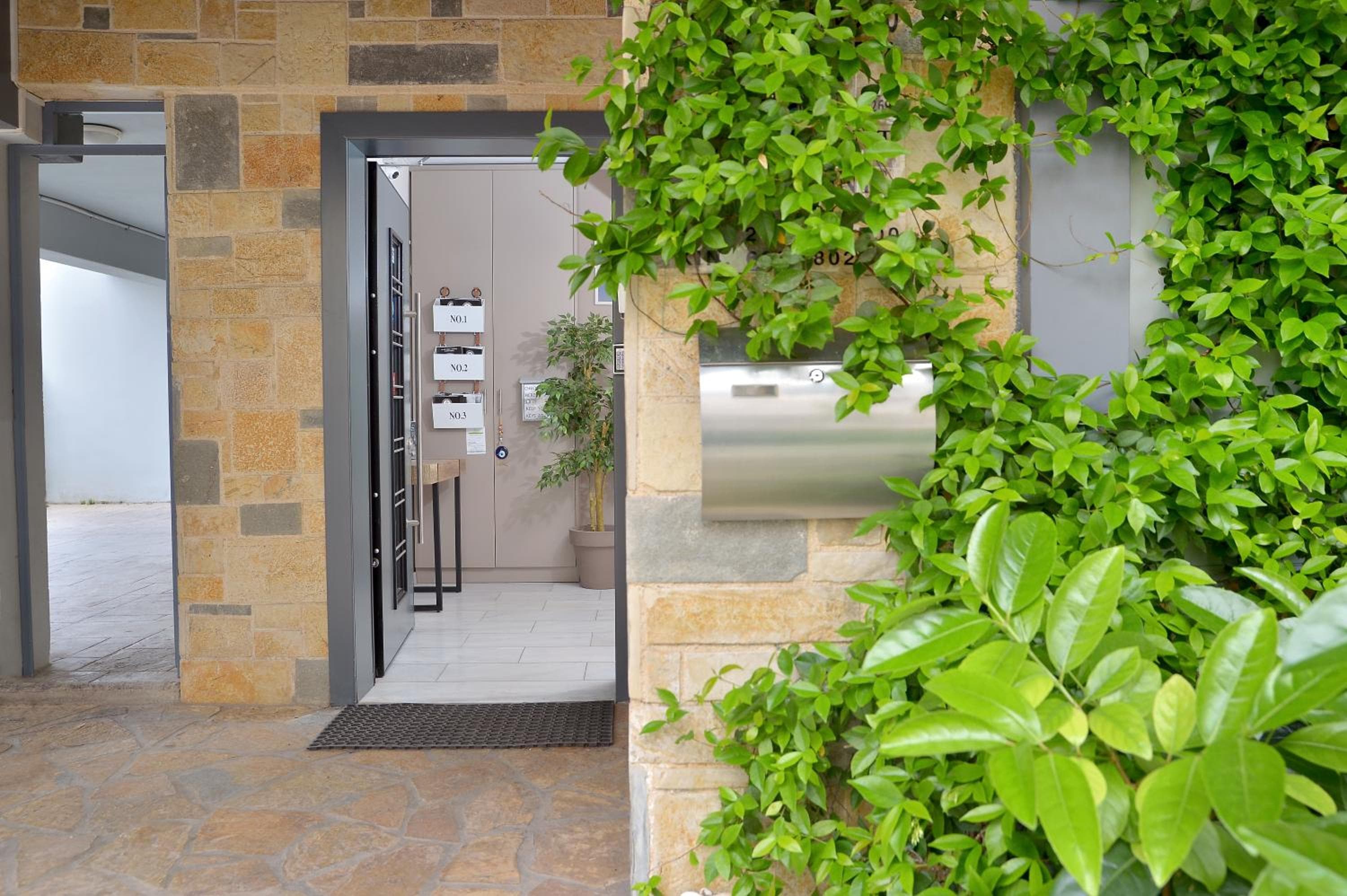 Alekos Apartments 1 - Νetflix & Comfort, Athens