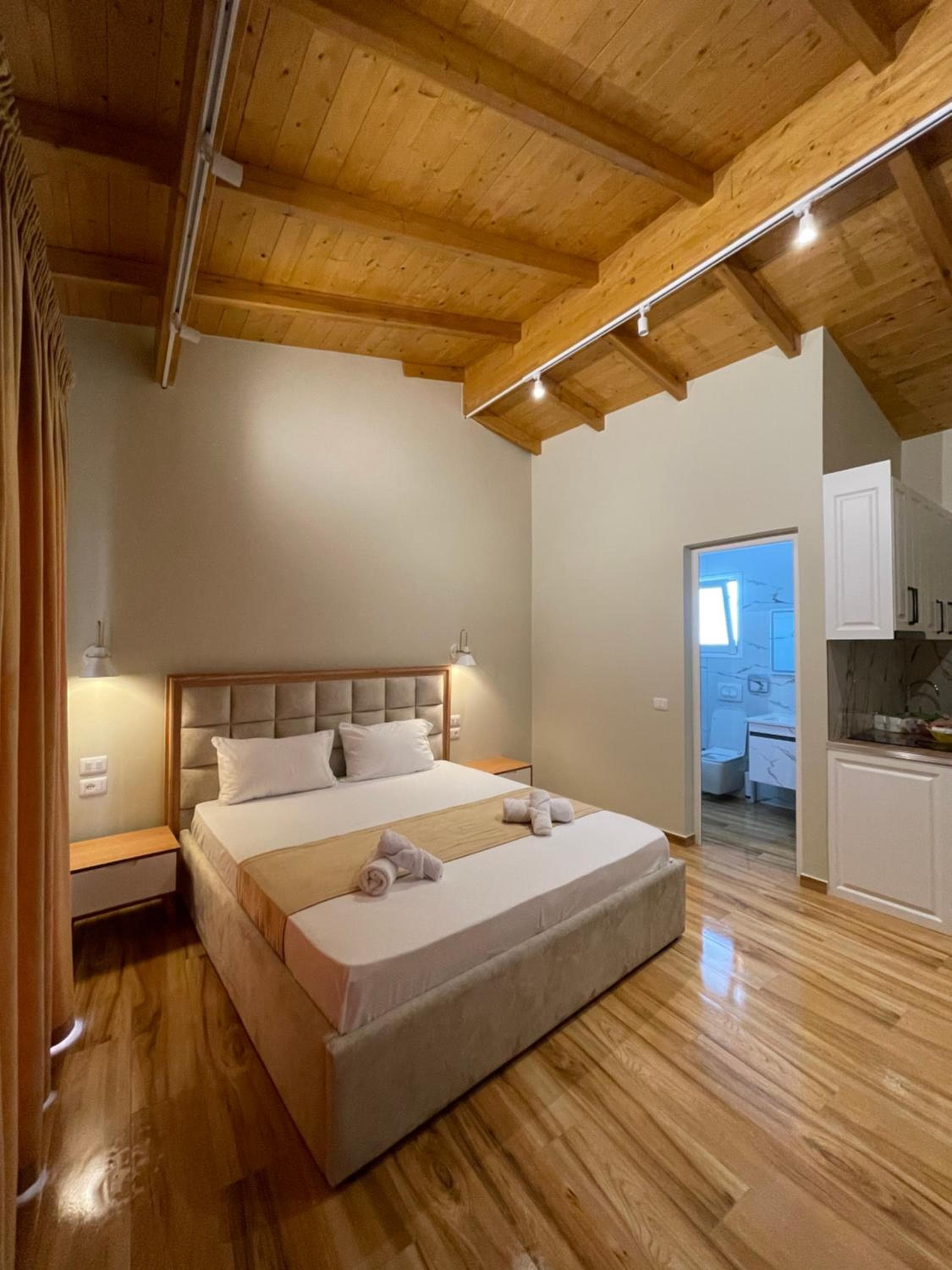 Arial Penthouse Suites, Vlorë, photo 4