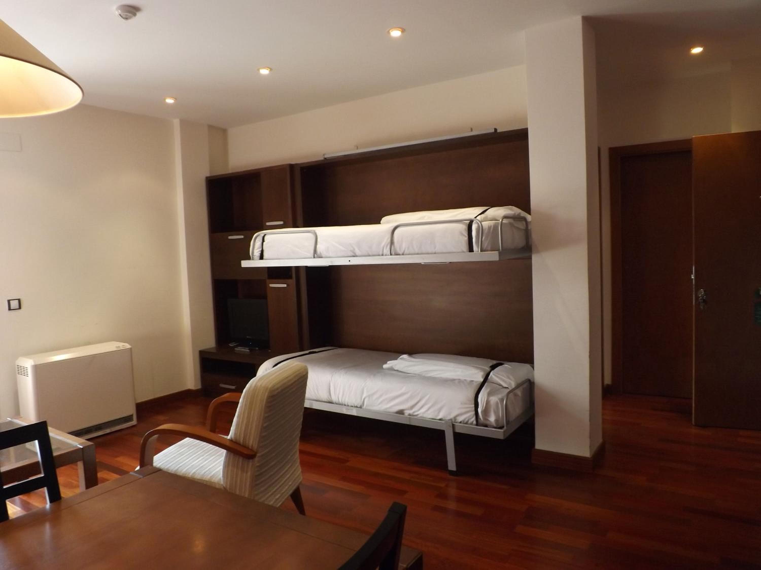 Roca Nevada Suites, Villanúa, photo 6