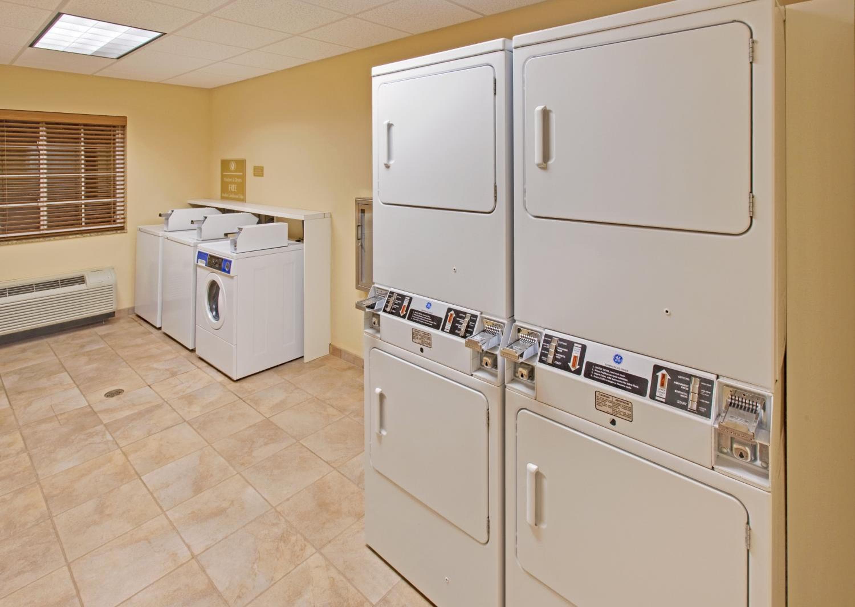 Candlewood Suites Williston by IHG, Williston, photo 2