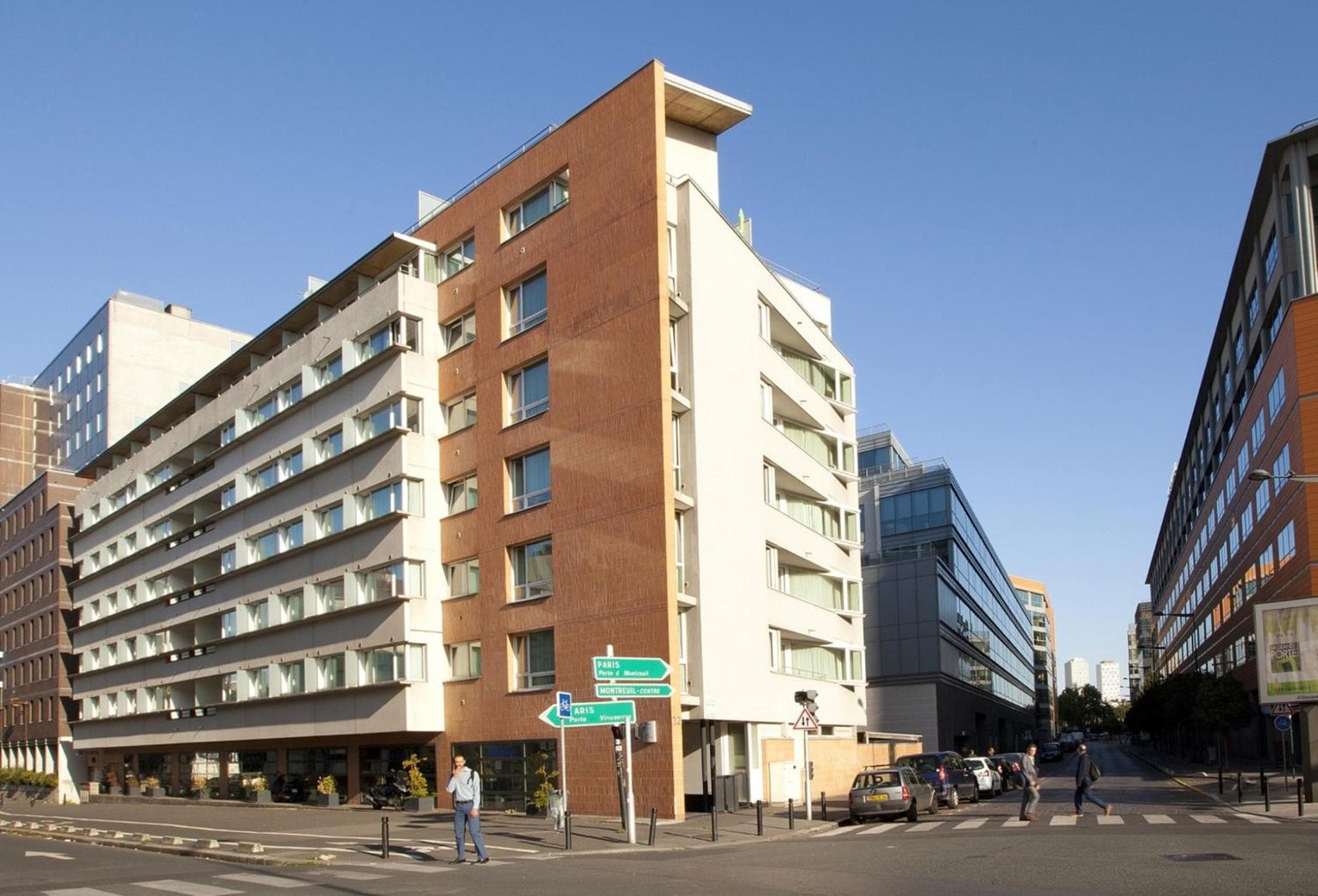 Building at Séjours & Affaires Montreuil Saint Mandé