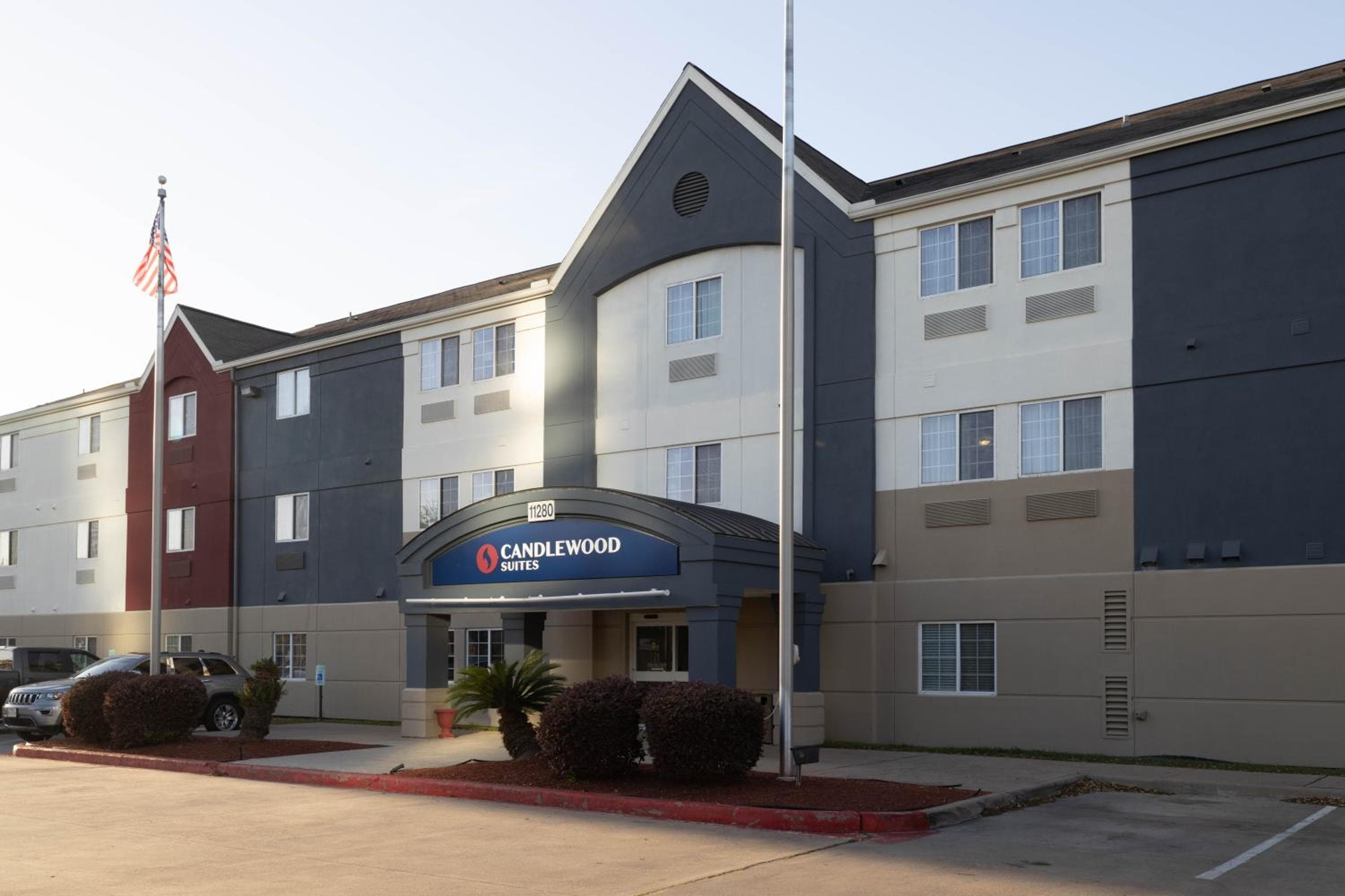 Candlewood Suites Houston Westchase - Westheimer by IHG, Houston