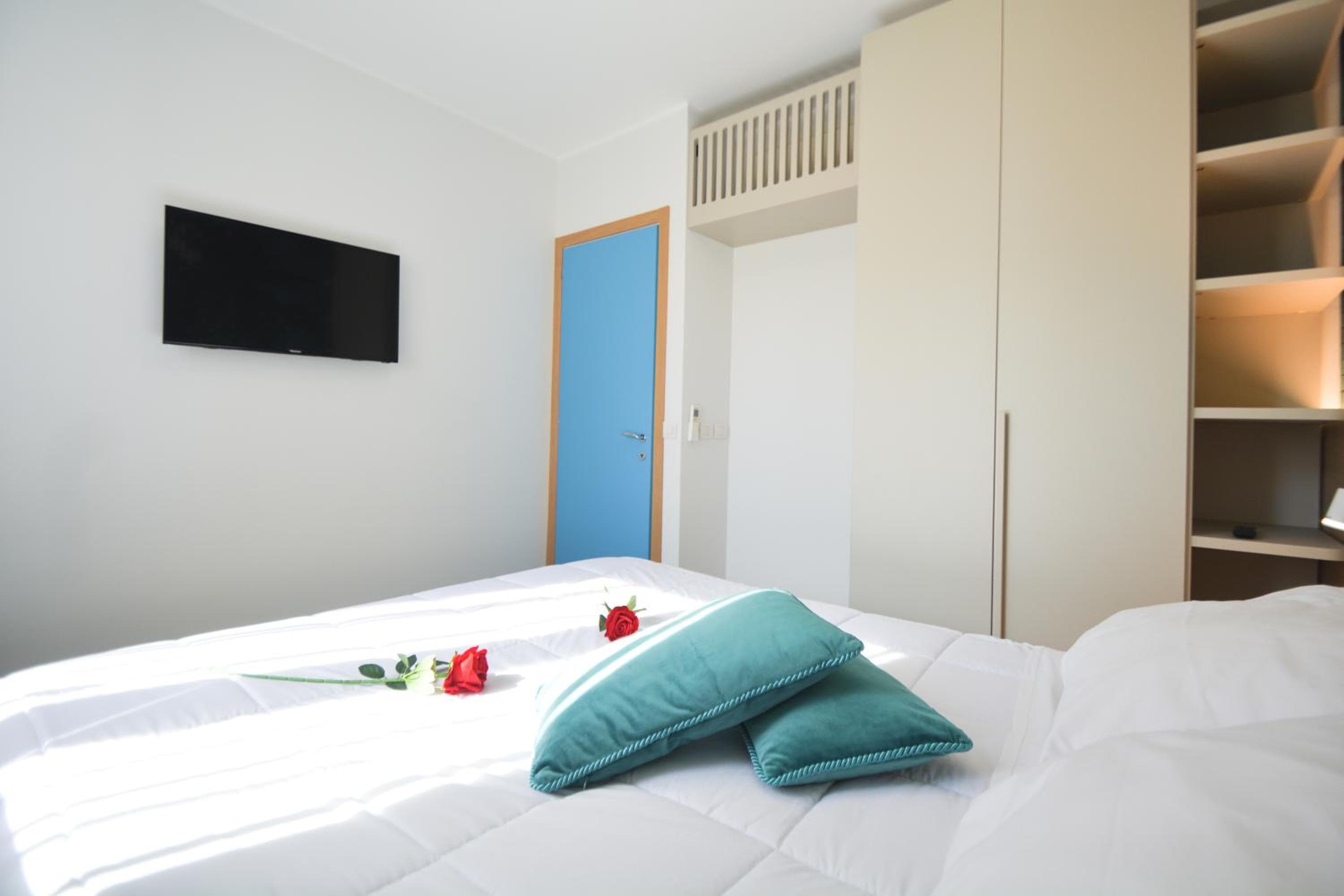 Prime Blue Suite - Appartamenti con jacuzzi privata, Riccione, photo 3