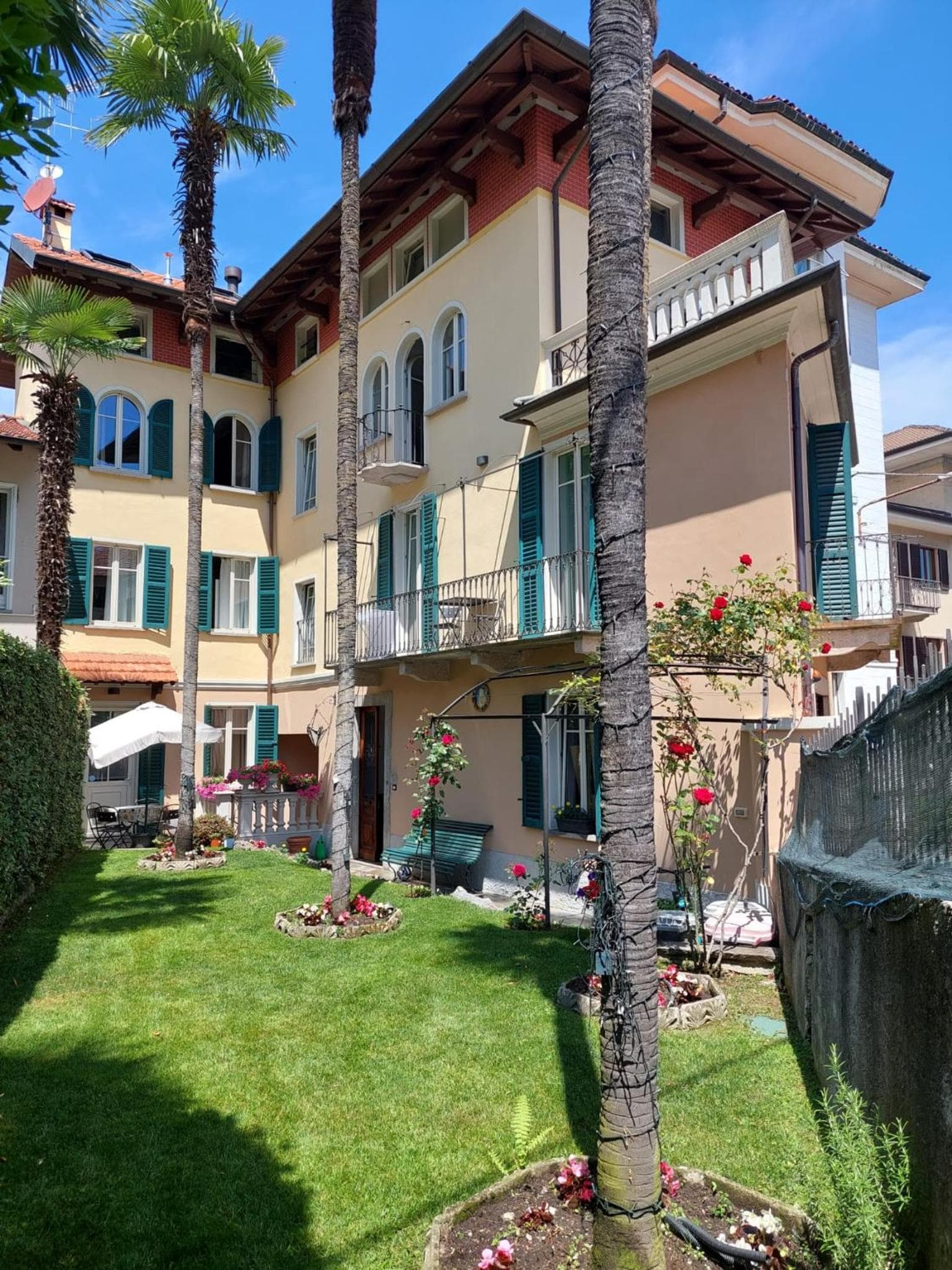 Casa Lari Stresa, Stresa