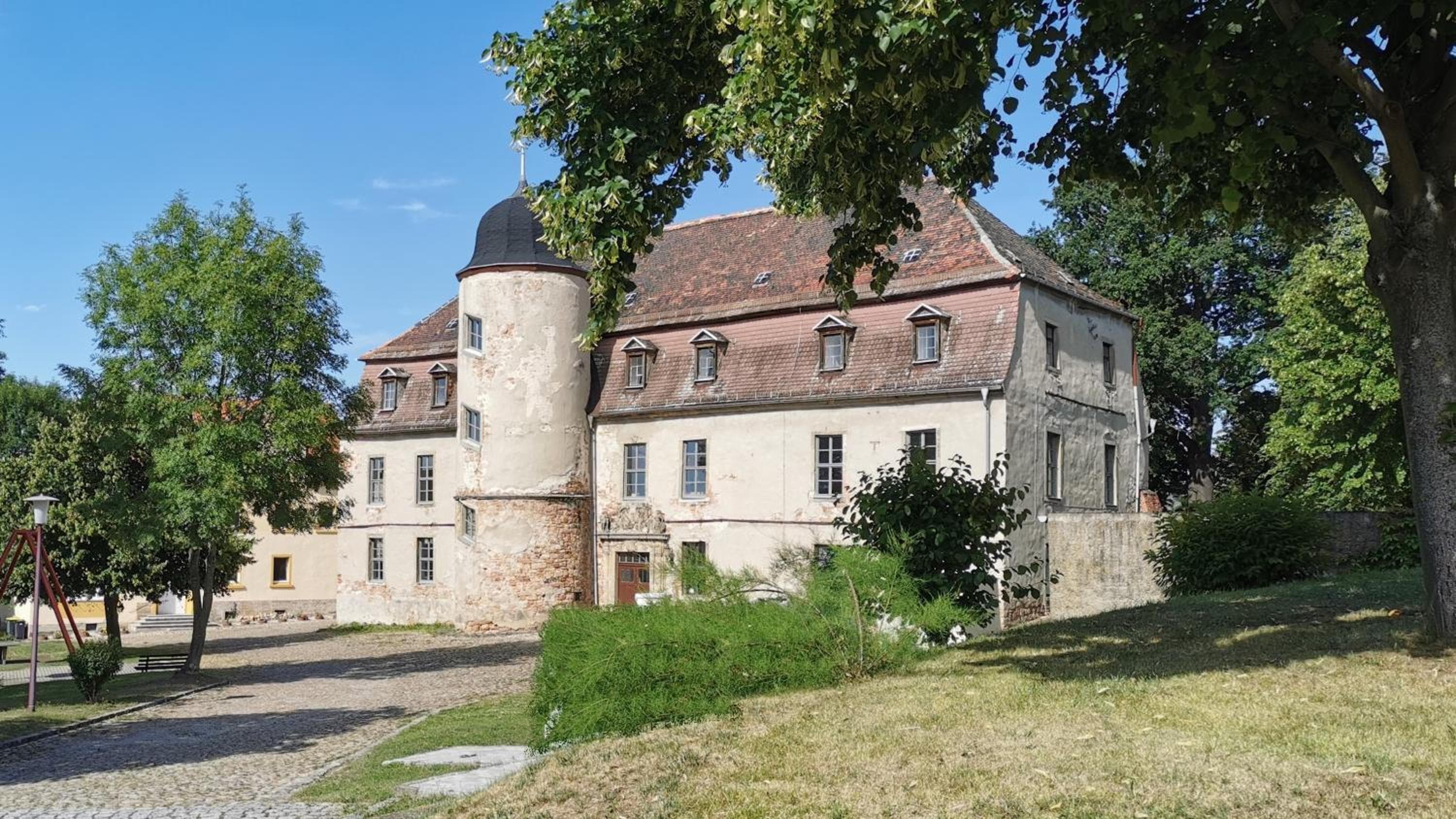 Schloss Gröbitz, Gröbitz