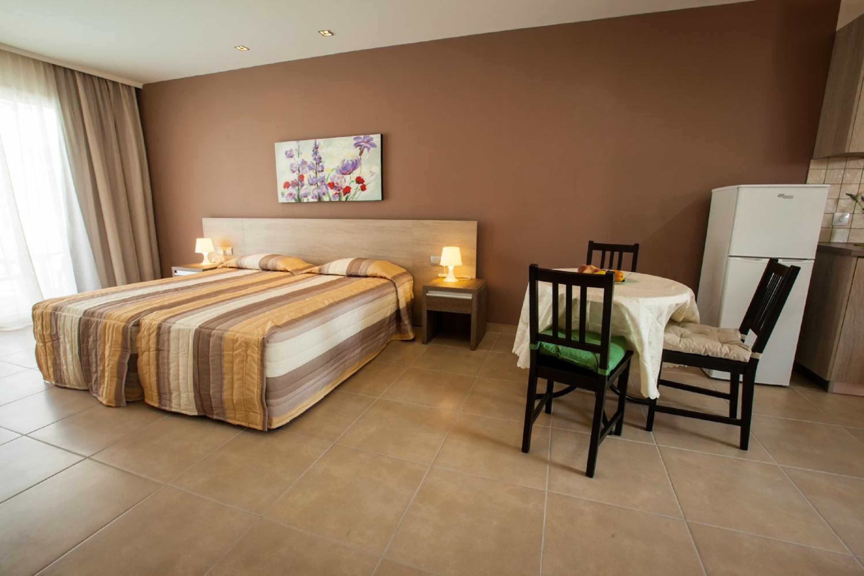 Crystallo Apartments, Paphos City, photo 4