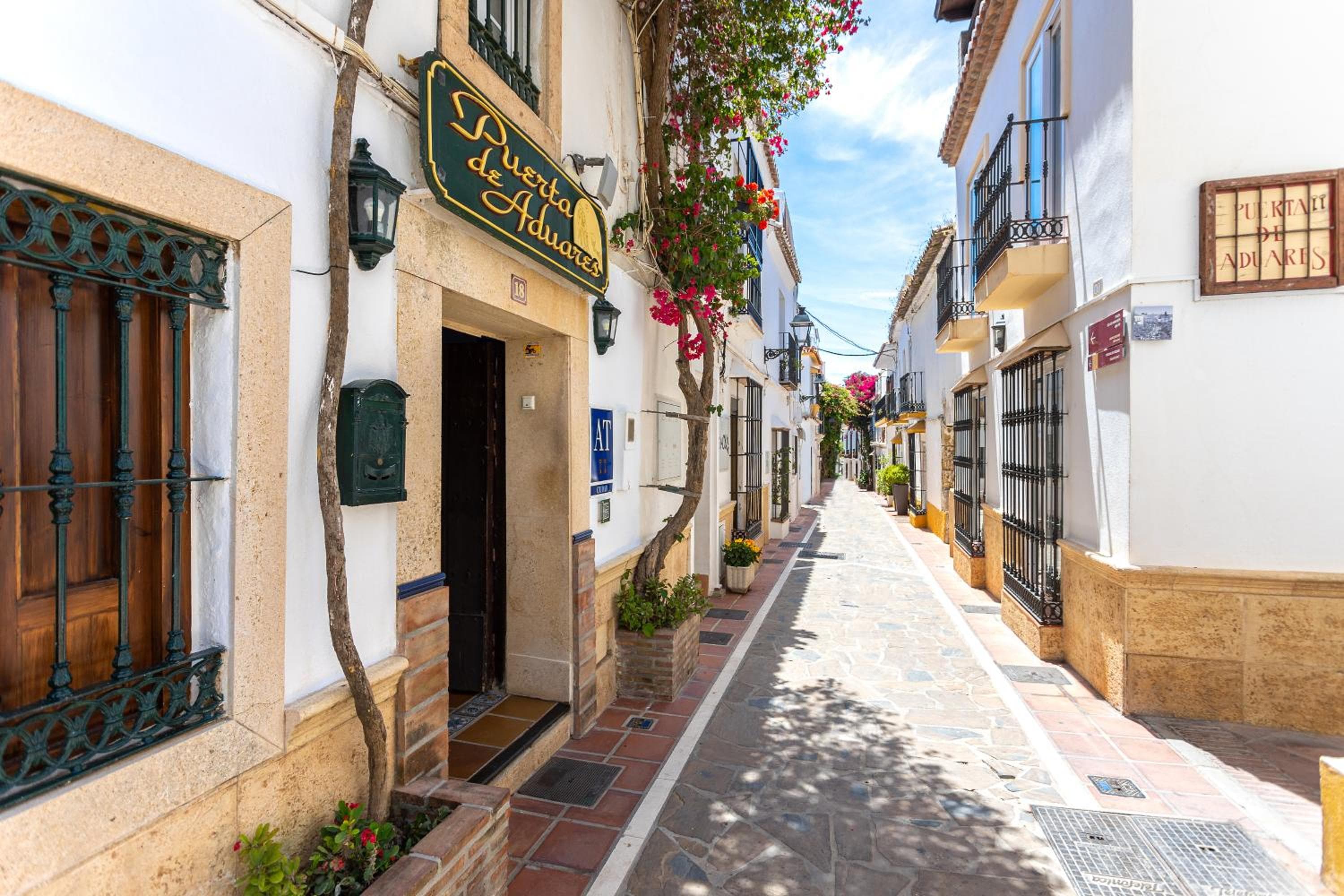 Puerta De Aduares, Marbella