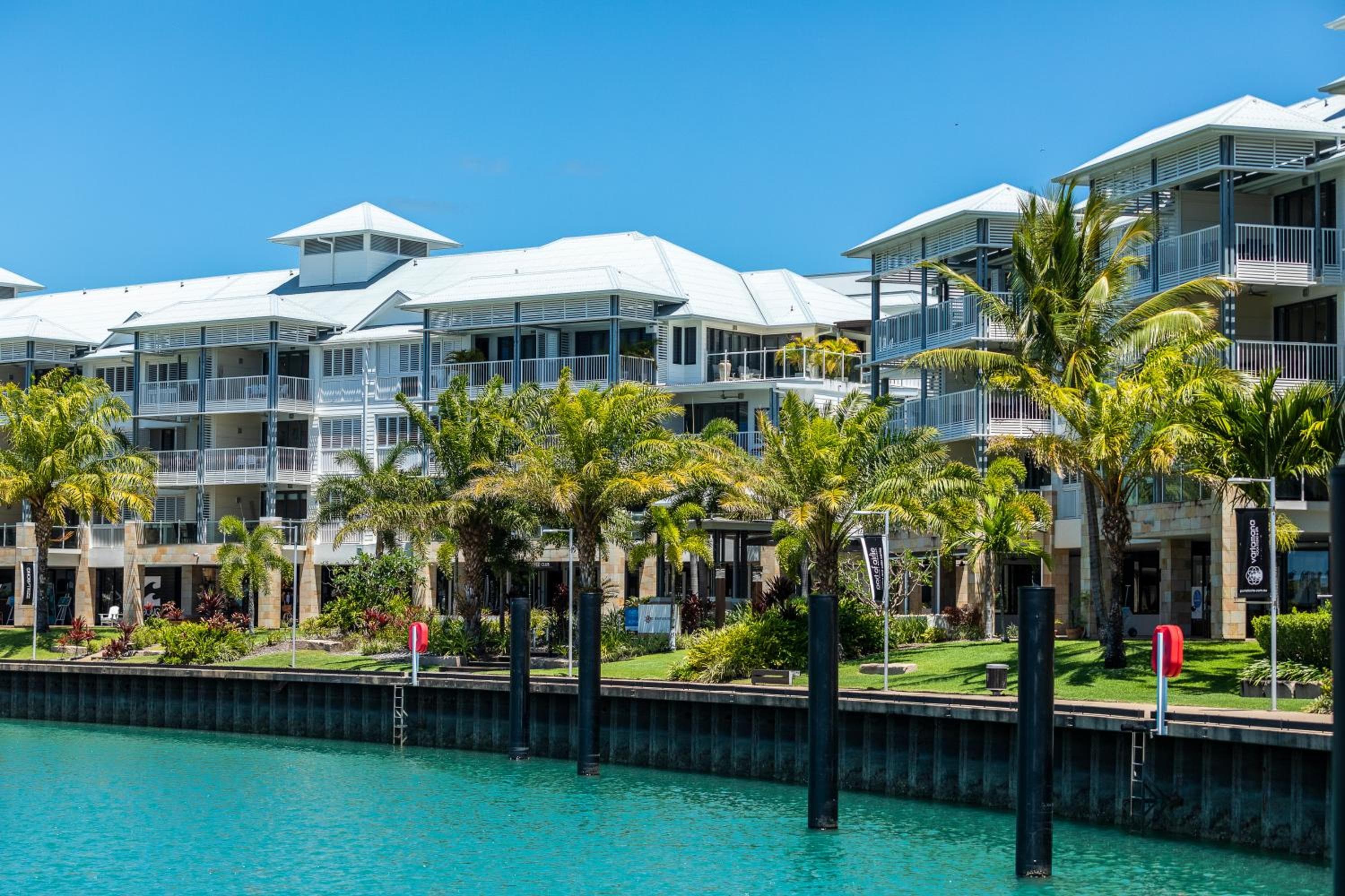 The Boathouse Apartments, Airlie Beach