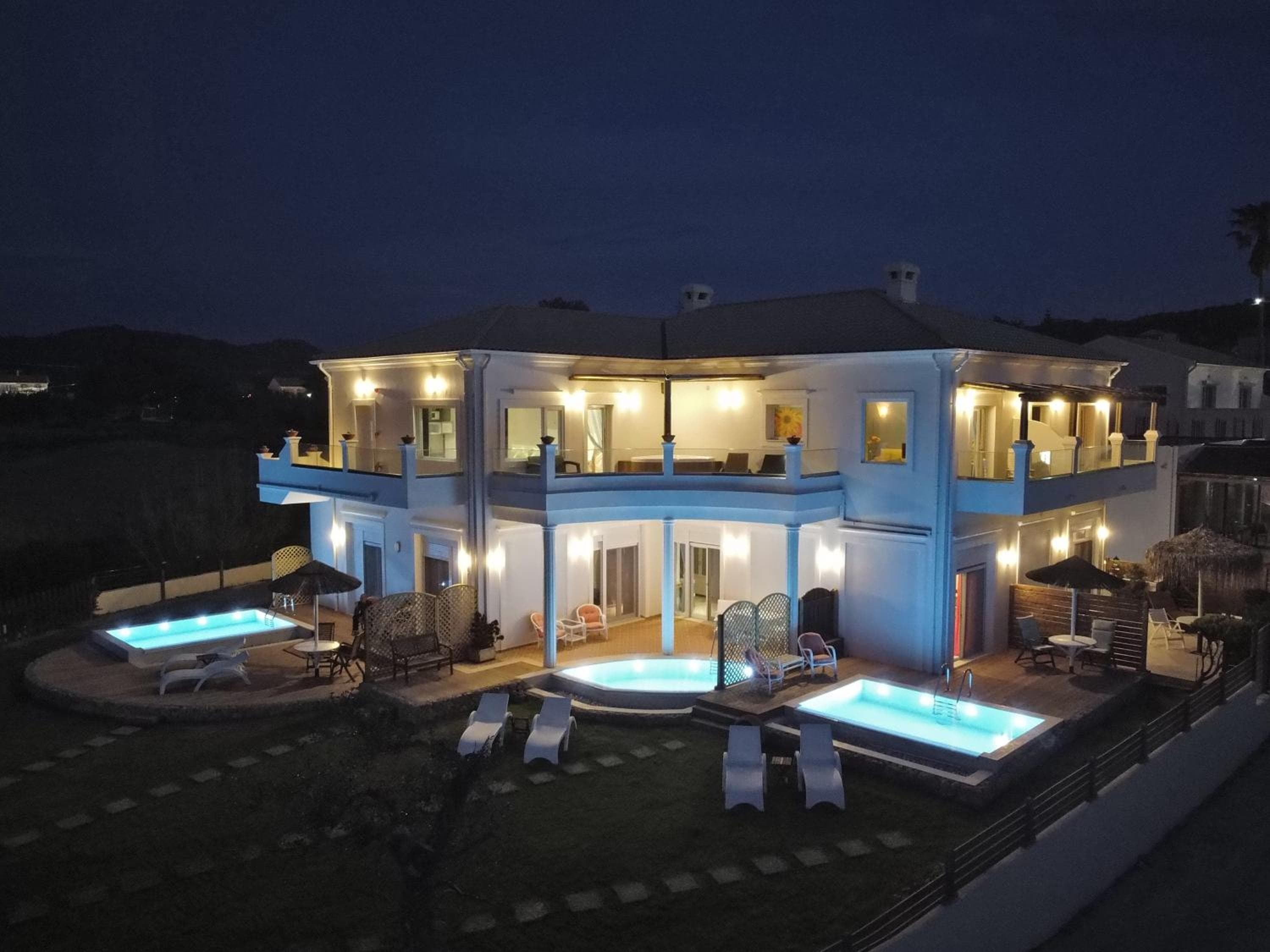 Margarita's Luxury Suites, Agios Stefanos, photo 6
