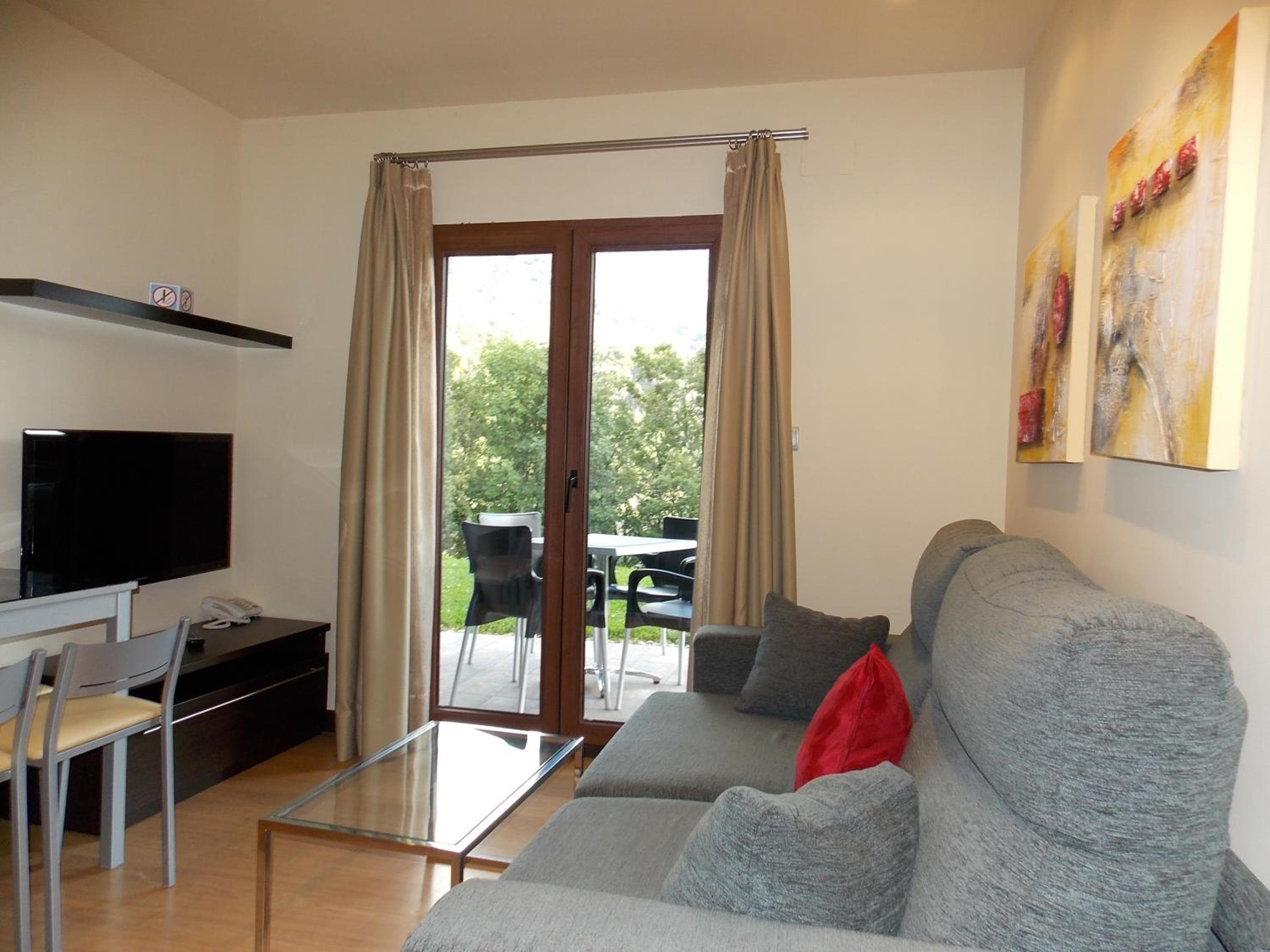 Aparthotel Bubal, El Pueyo de Jaca, photo 3